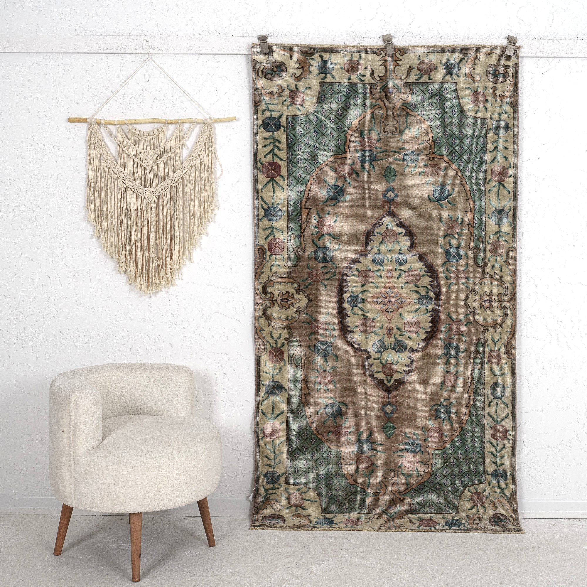 Calanthe - Vintage Turkish Small Rug