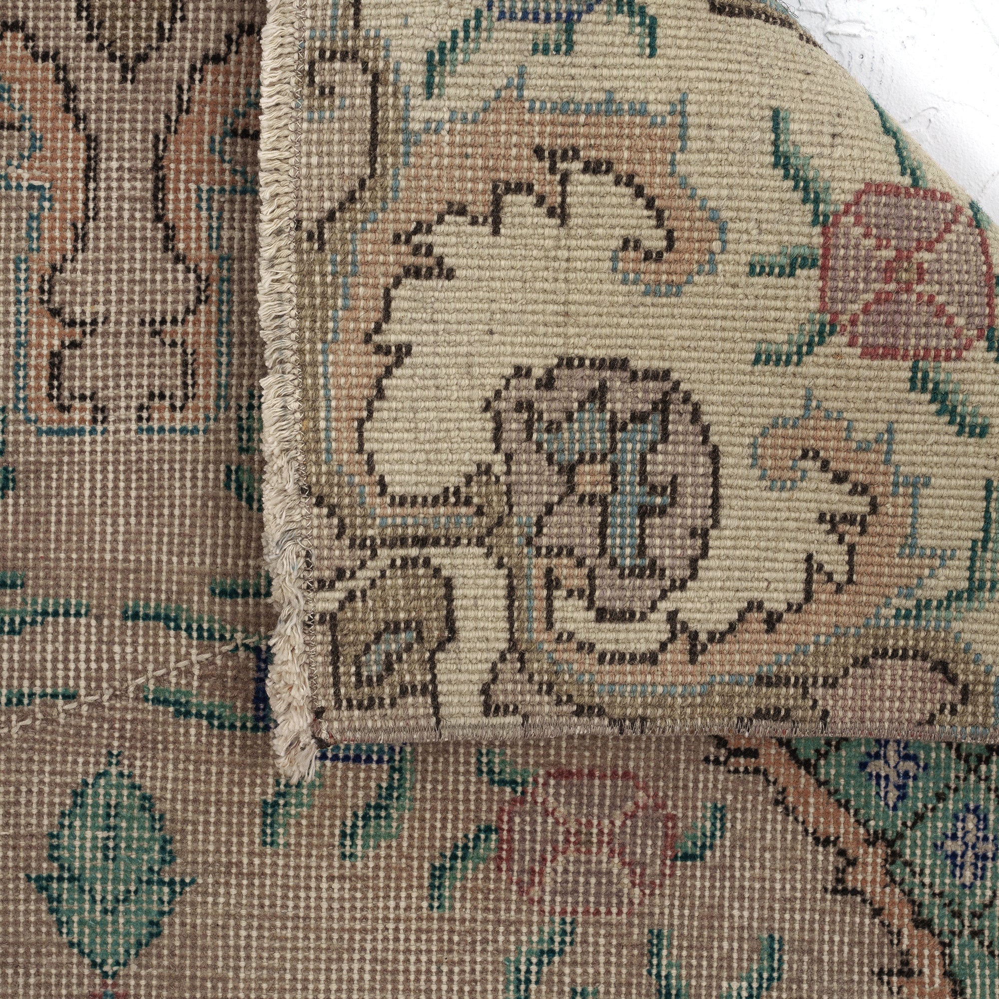 Calanthe - Vintage Turkish Small Rug