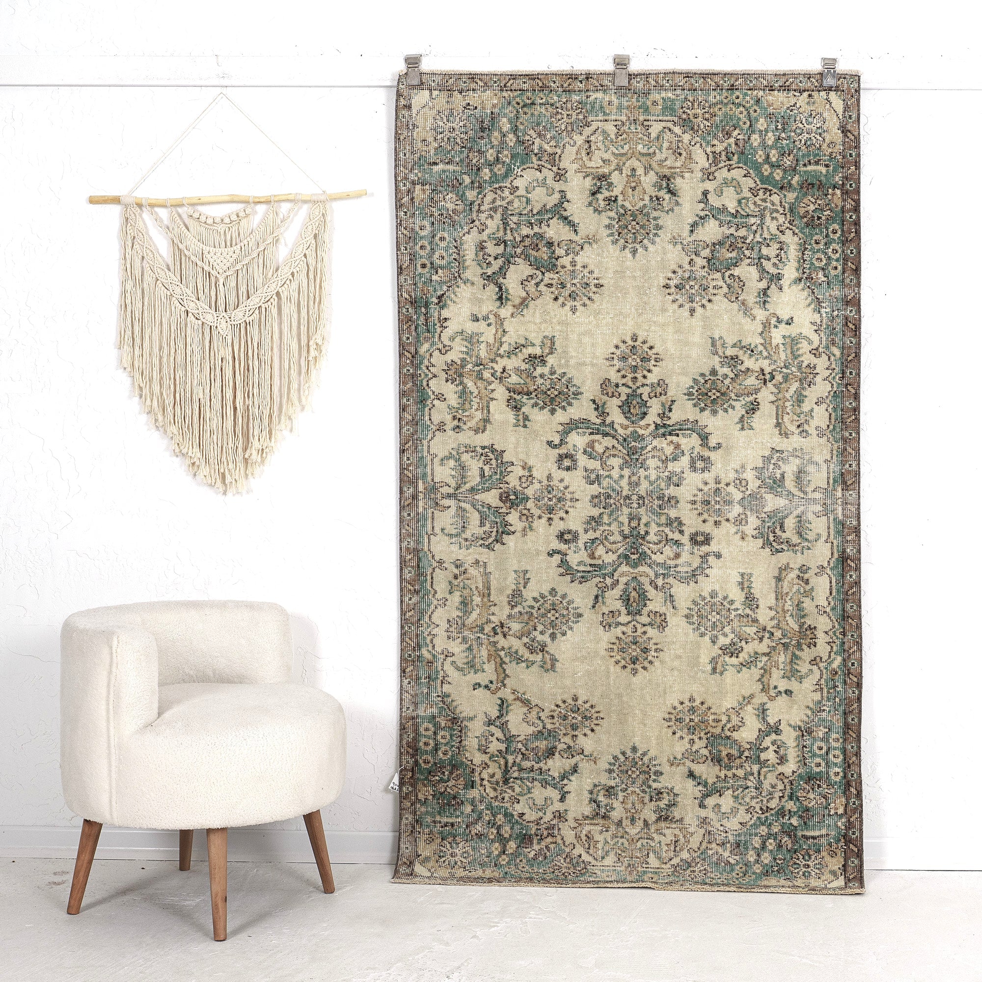 Lace - Vintage Persian Rug, Handwoven Masterpiece