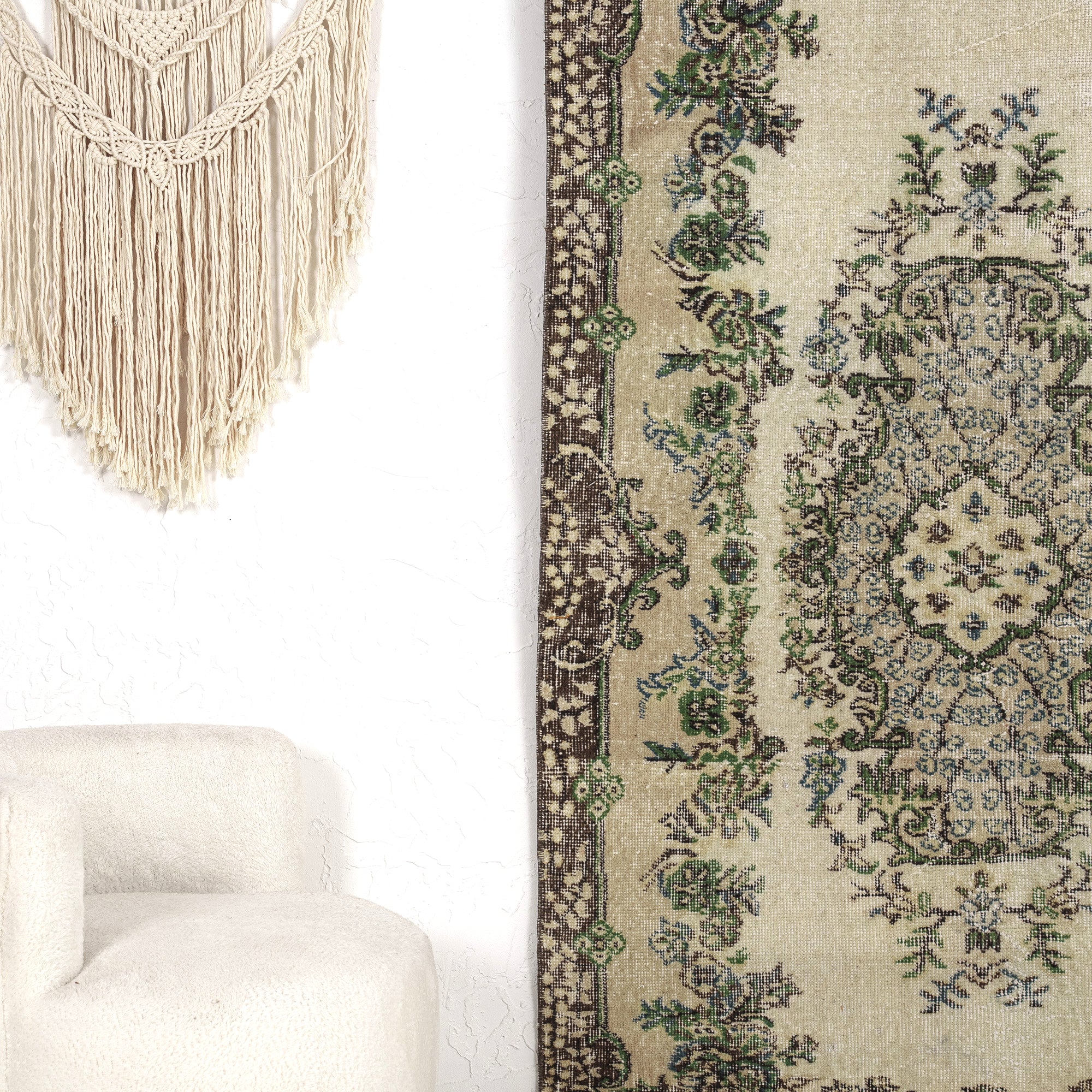 Marquise - Turkish Rug, Authentic and Vintage