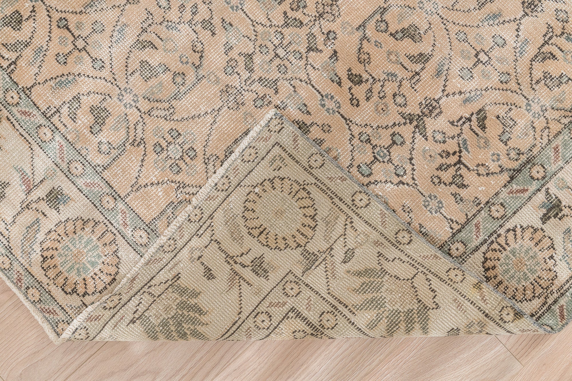 Oakella - Oriental Rug, Timeless & Exquisite