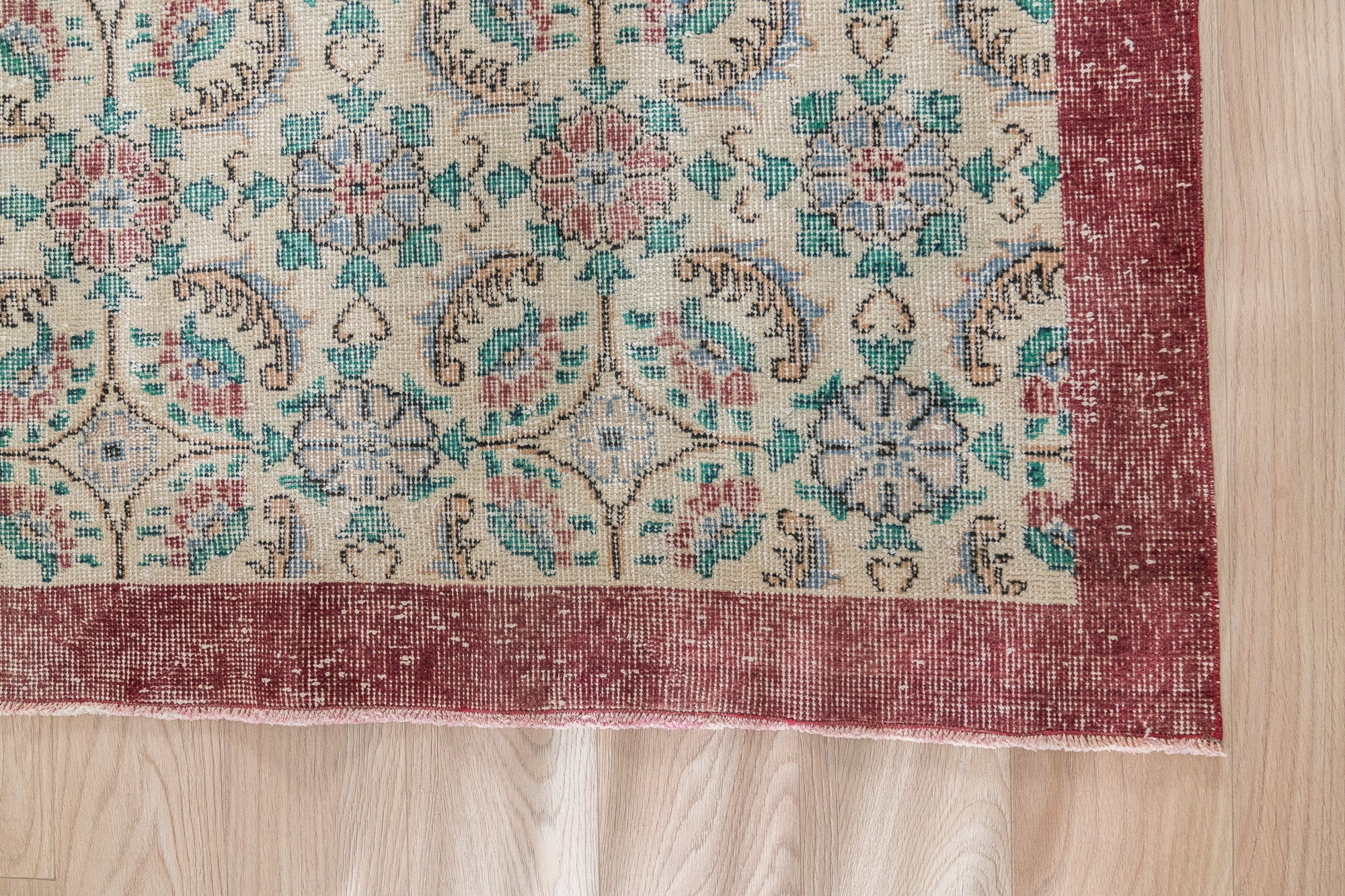 Garnett - Oriental Vintage Rug, Collector's Edition