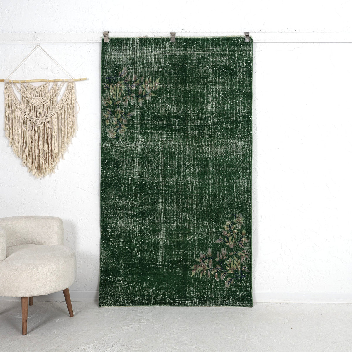Caraleen - Dining Room Rug, Elegant Oriental Style
