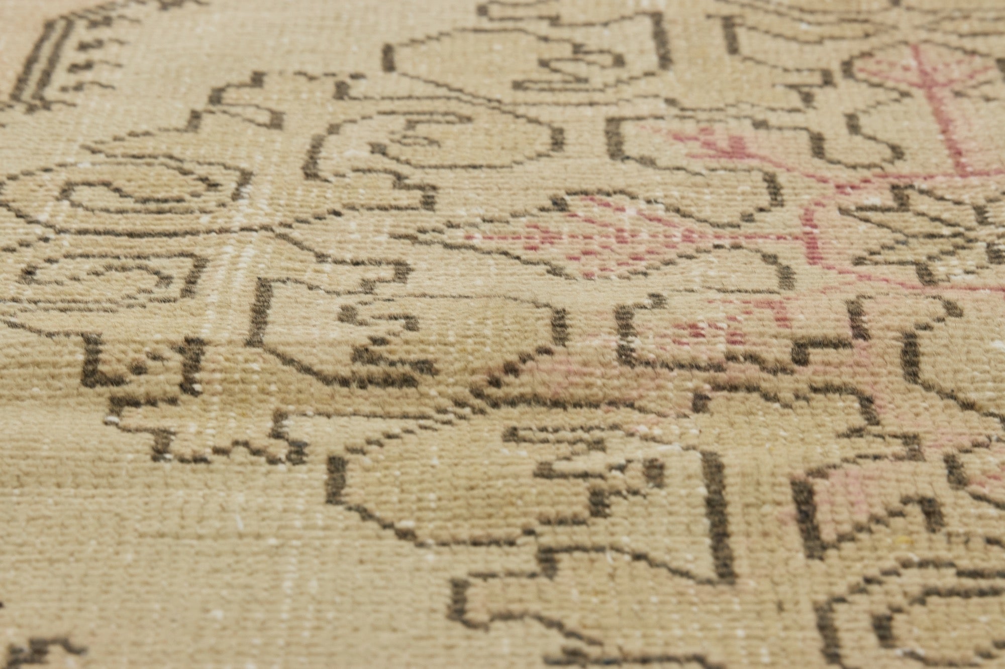 Viviana's Charm | Authentic Turkish Rug | Hand-Knotted Carpet | Kuden Rugs