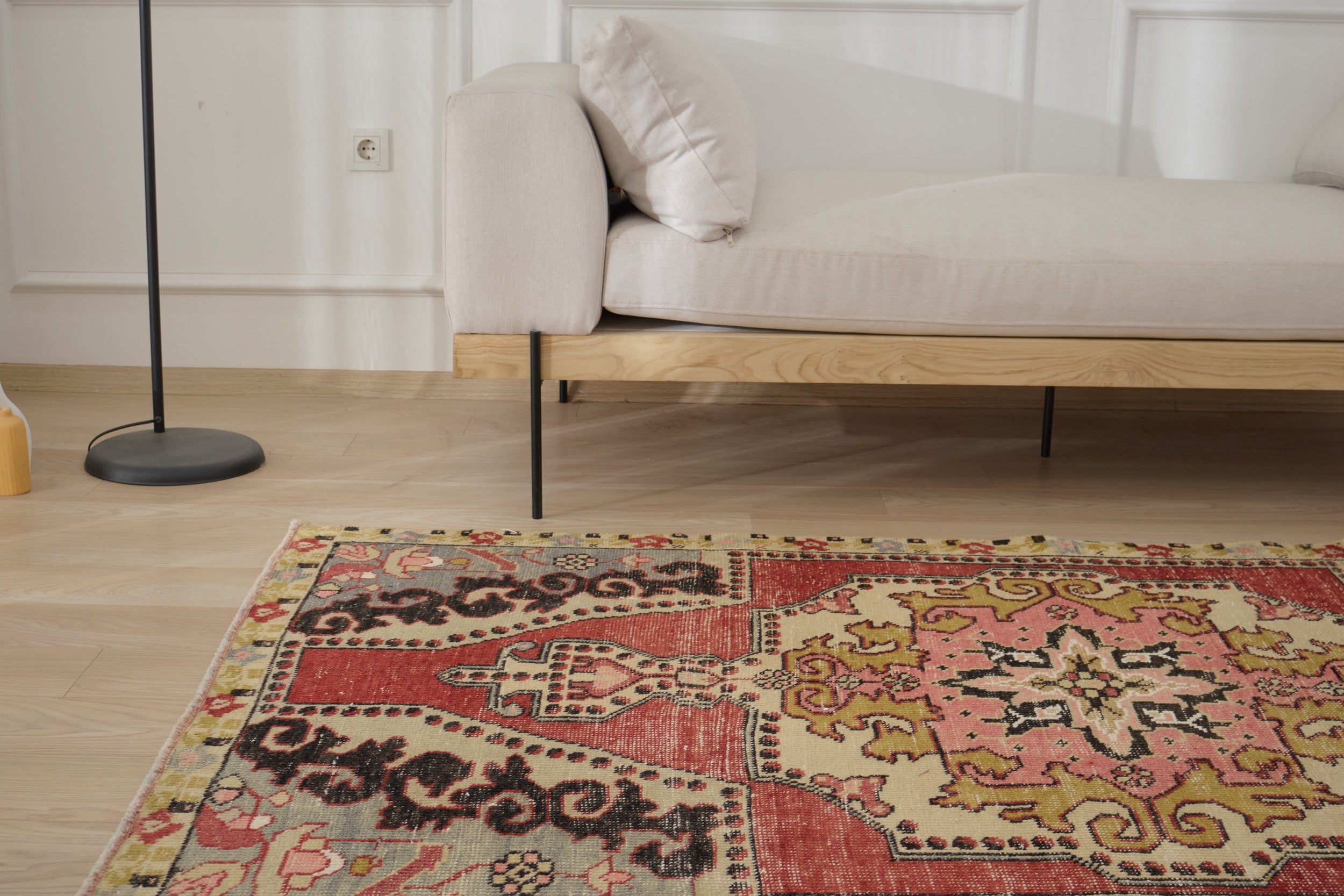 Vonetta - Handmade Small Rug | Kuden Rugs