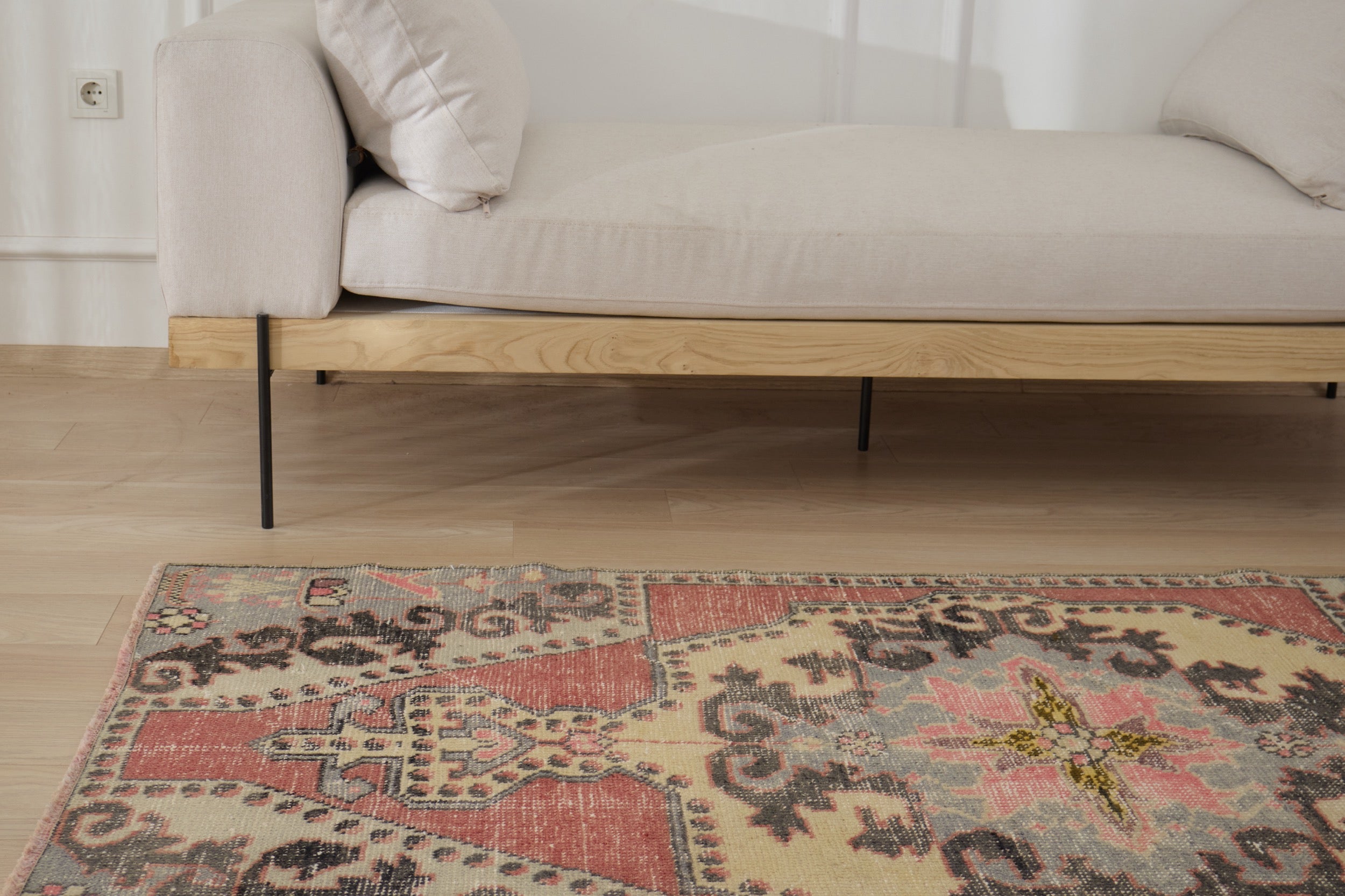 Vorena - Handmade Small Rug | Kuden Rugs