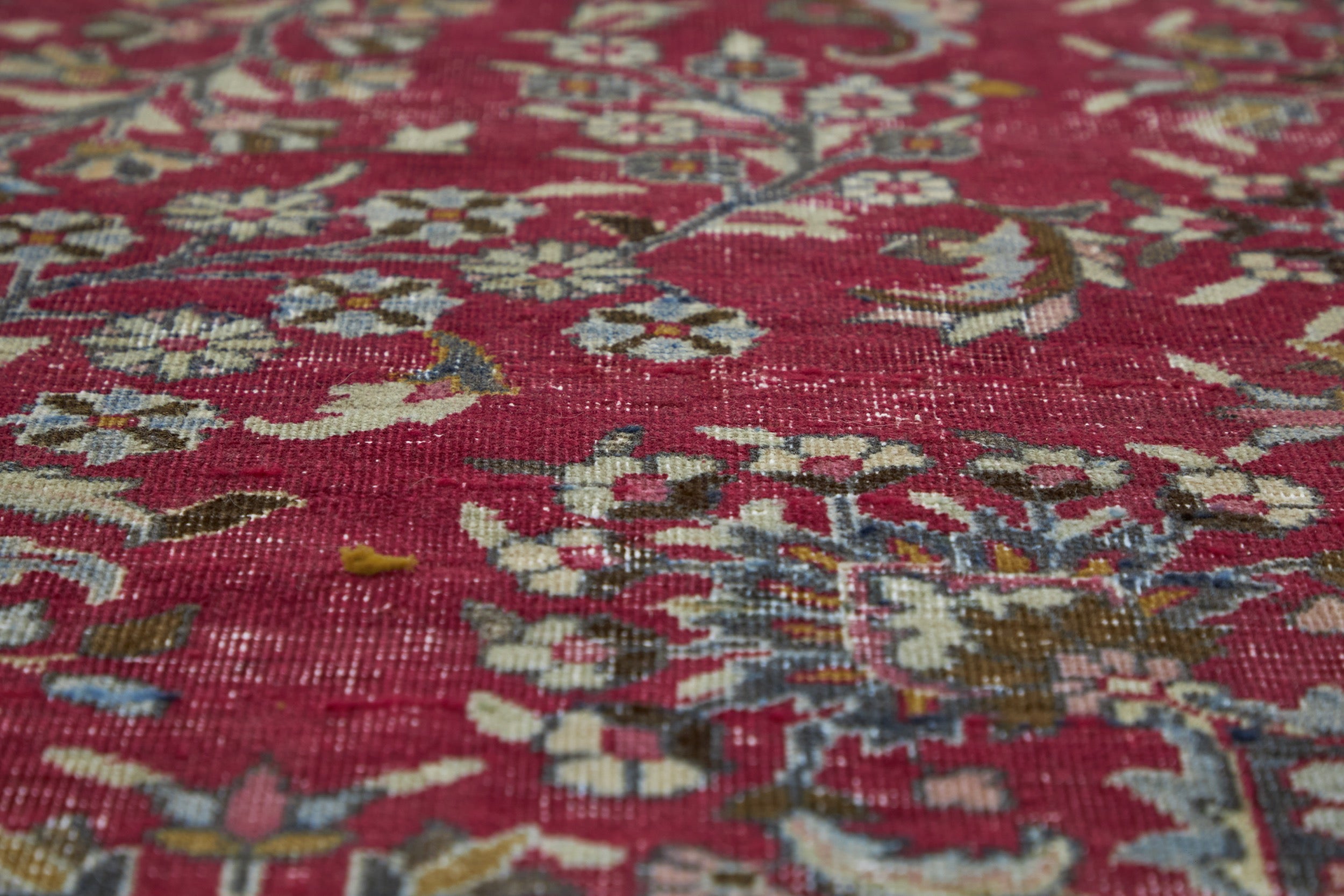 Yeshauna - Persian Heritage in Your Home | Kuden Rugs