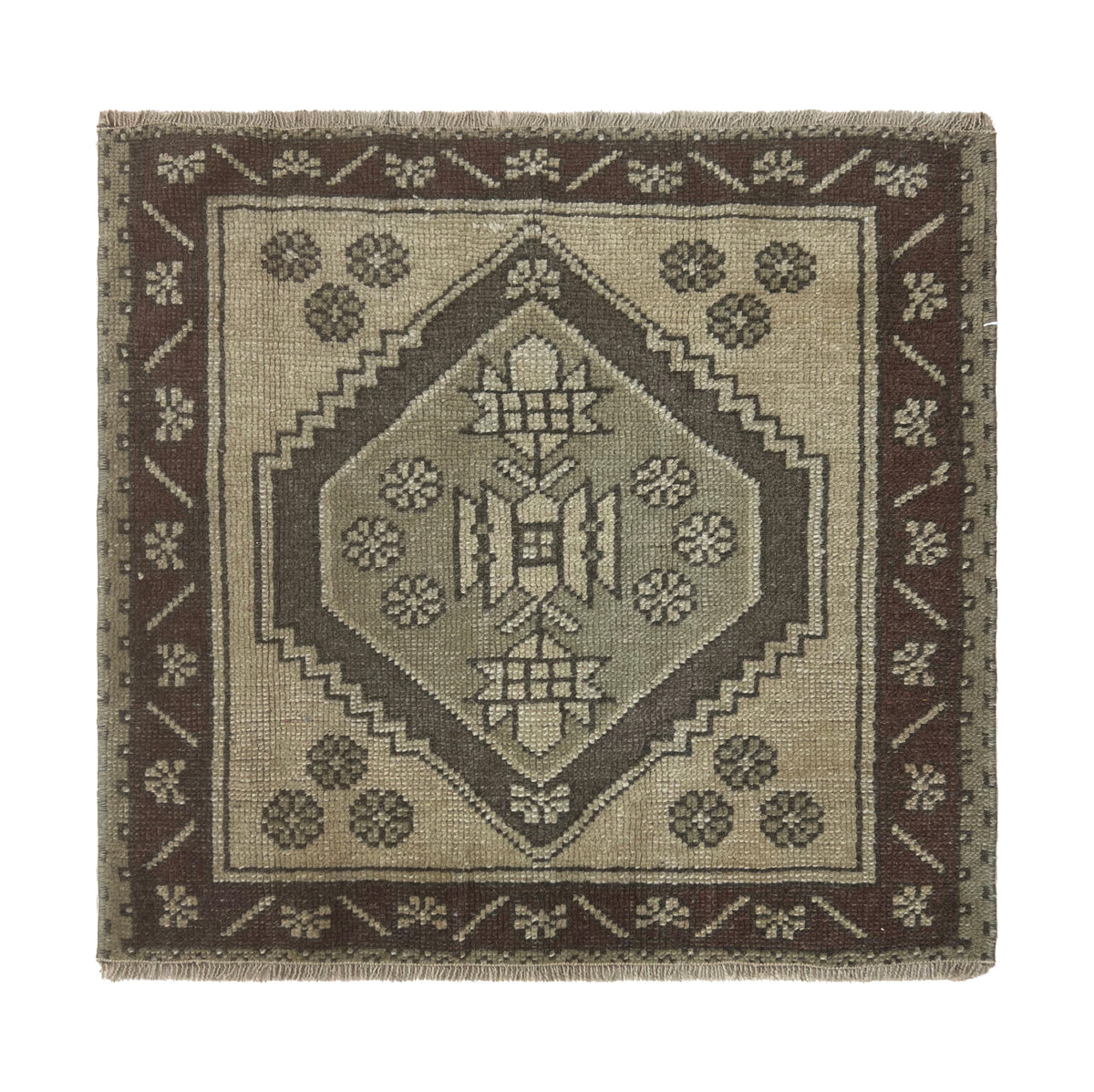 Karenna - Vintage Mini Beige Area Rug - kudenrugs