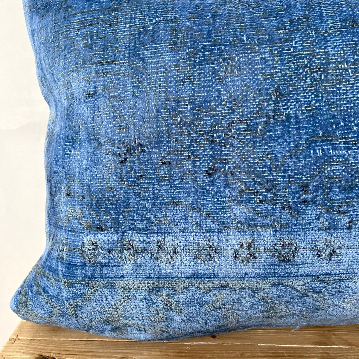 Gerry - Navy Blue Silk Pillow Cover - kudenrugs