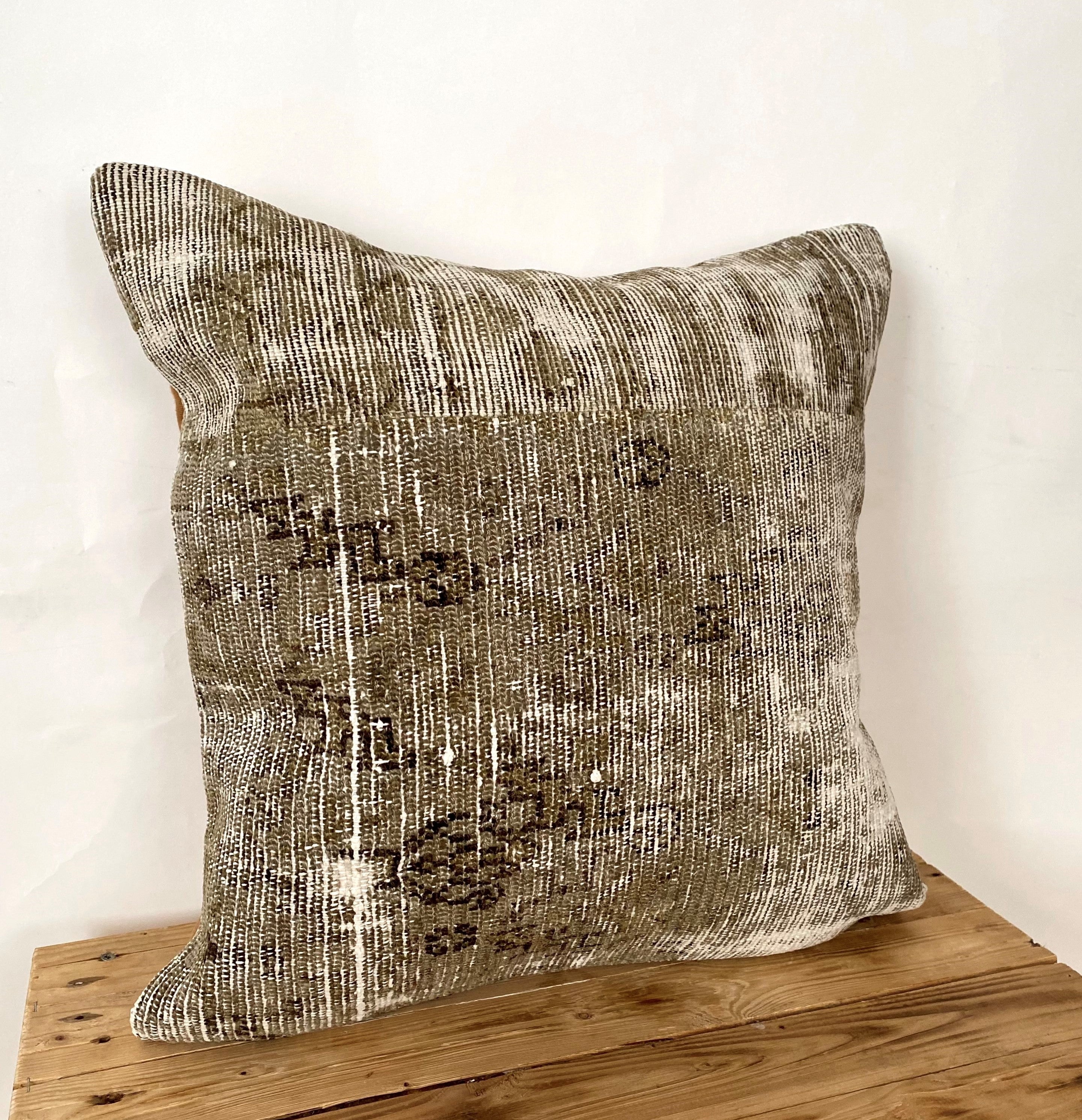 Hariel - Persian Pillow Cover - kudenrugs