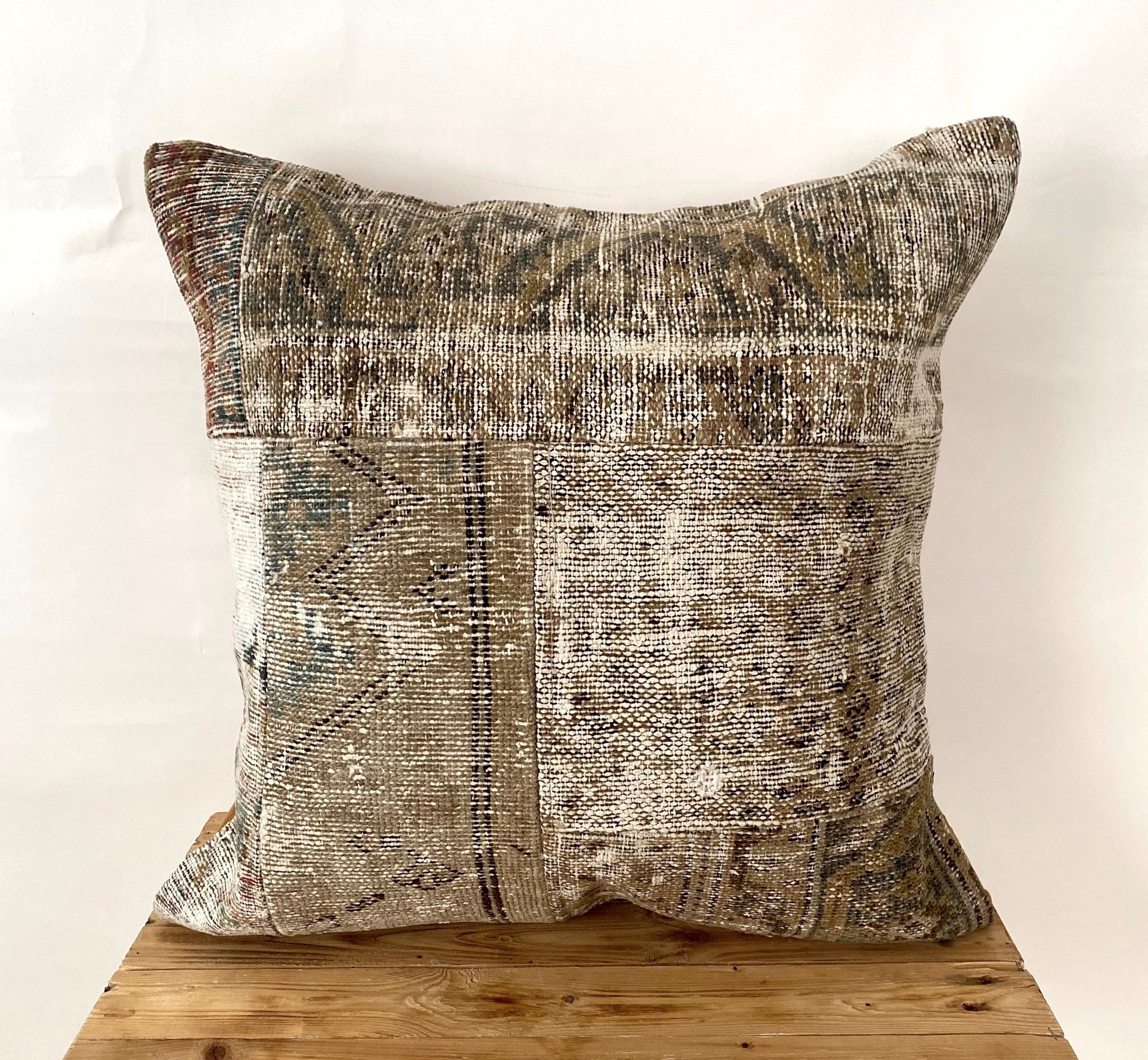 Hartinsia - Persian Pillow Cover - kudenrugs