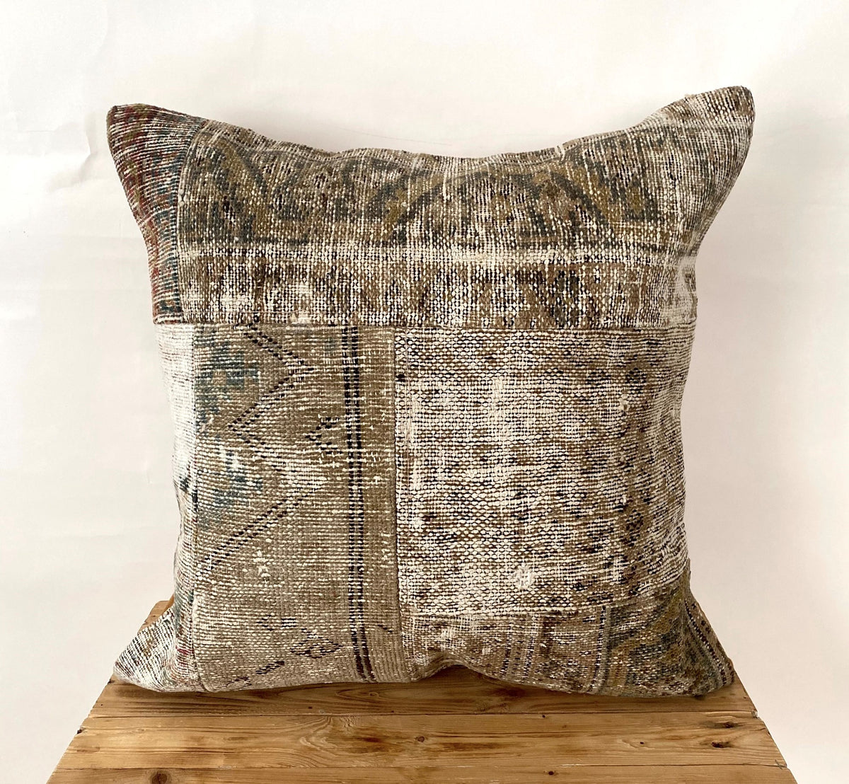 Hartinsia - Persian Pillow Cover - kudenrugs