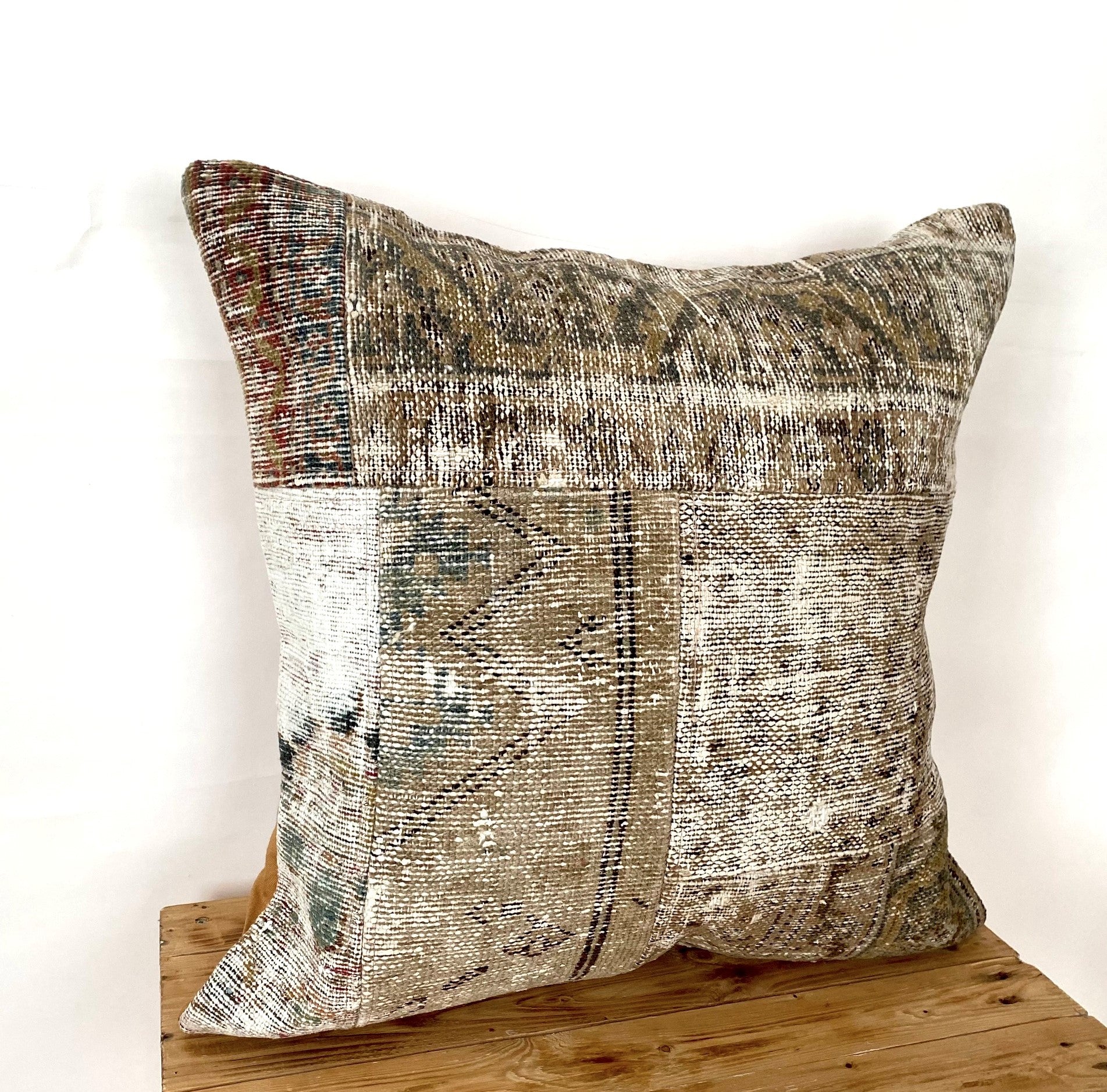 Hartinsia - Persian Pillow Cover - kudenrugs