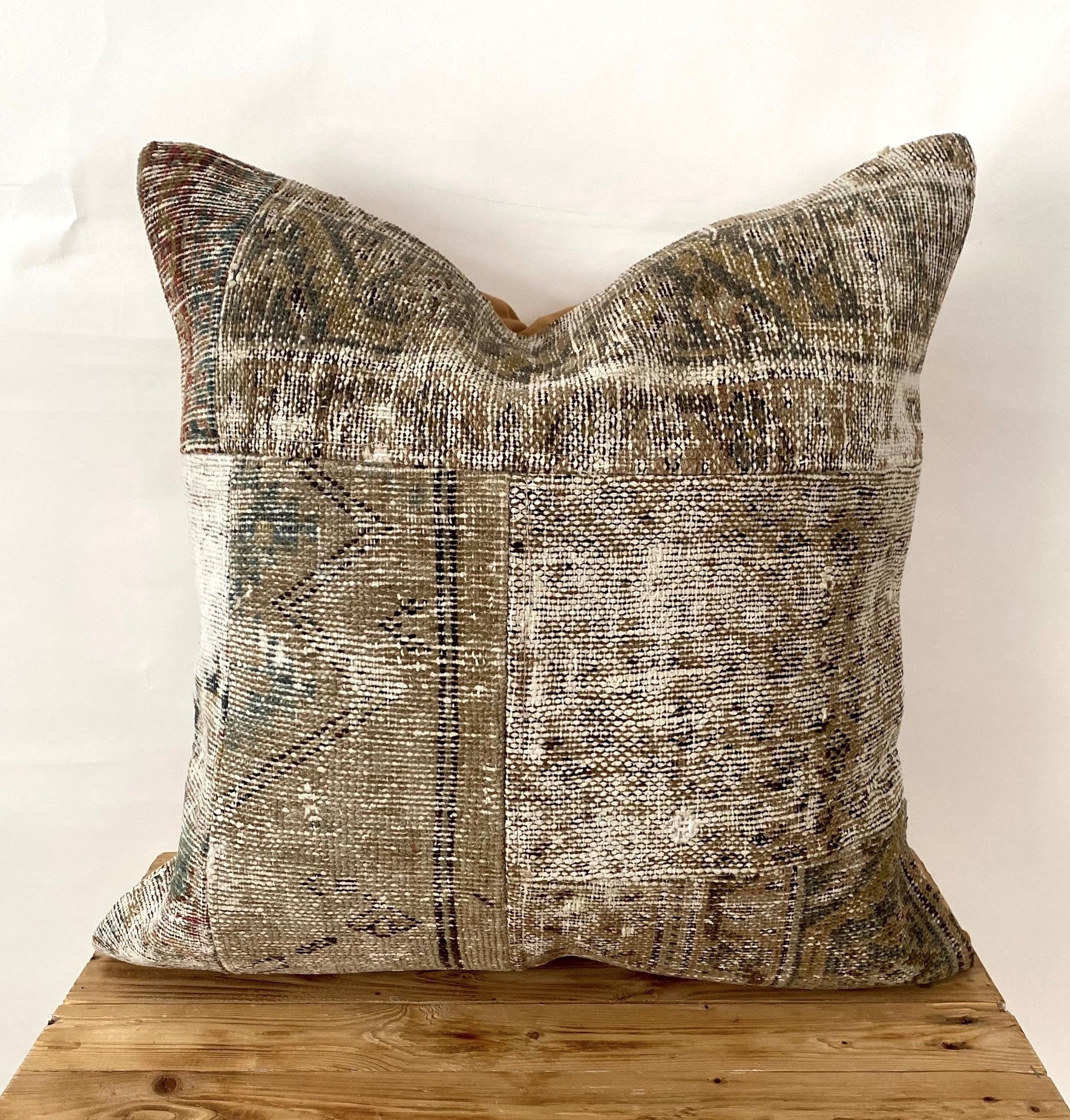 Hartinsia - Persian Pillow Cover - kudenrugs