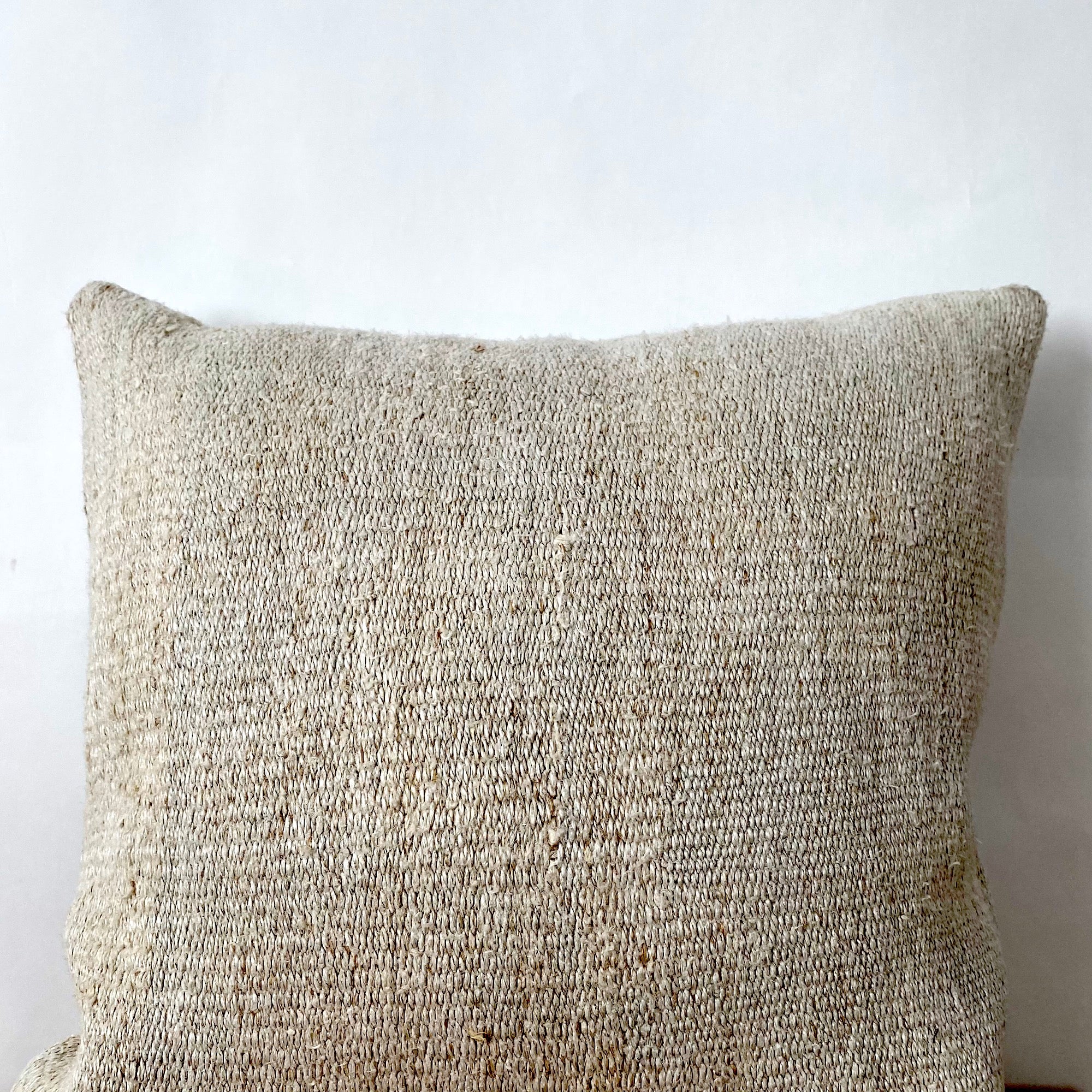 Bijoux - Beige Hemp Pillow Cover - kudenrugs