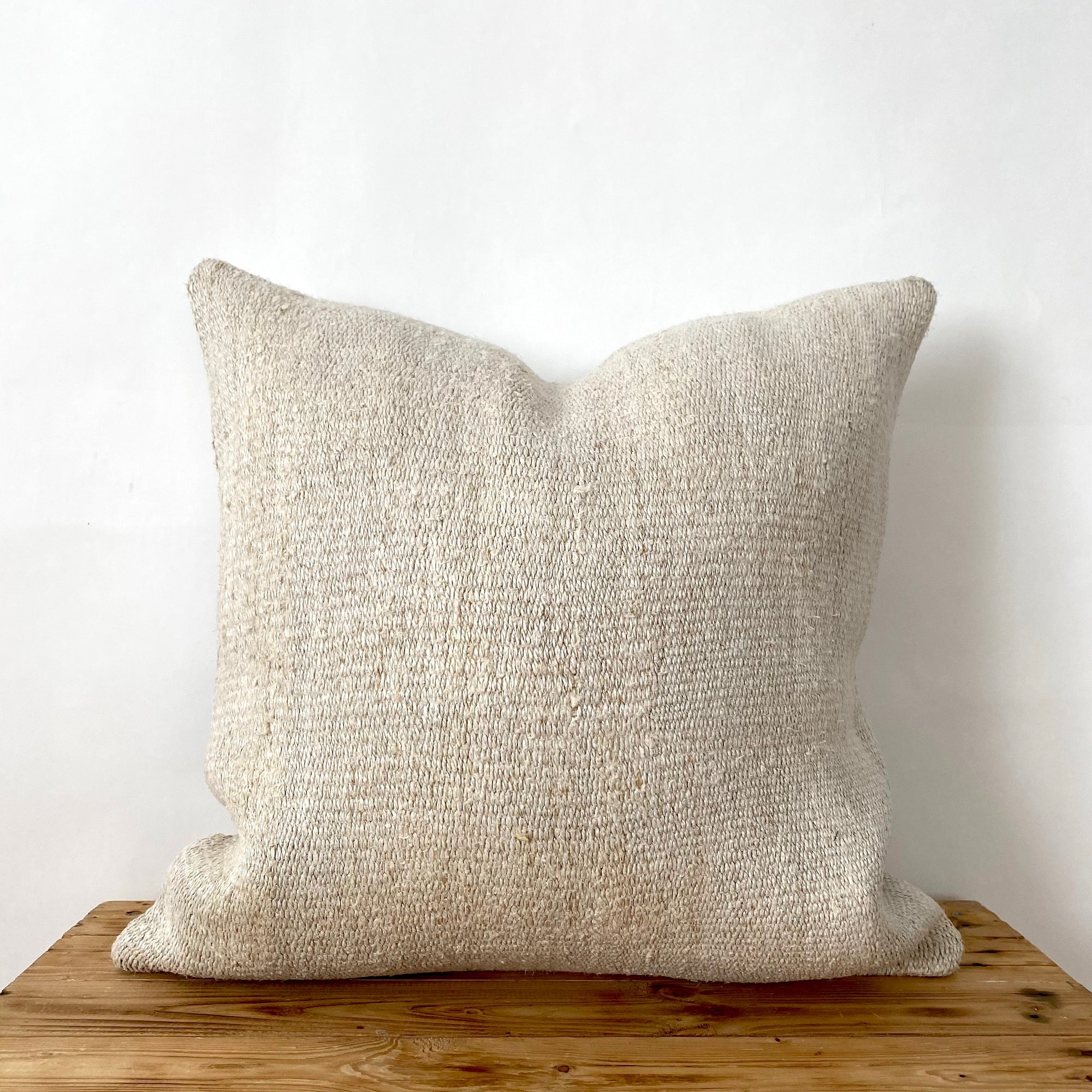 Bijoux - Beige Hemp Pillow Cover - kudenrugs