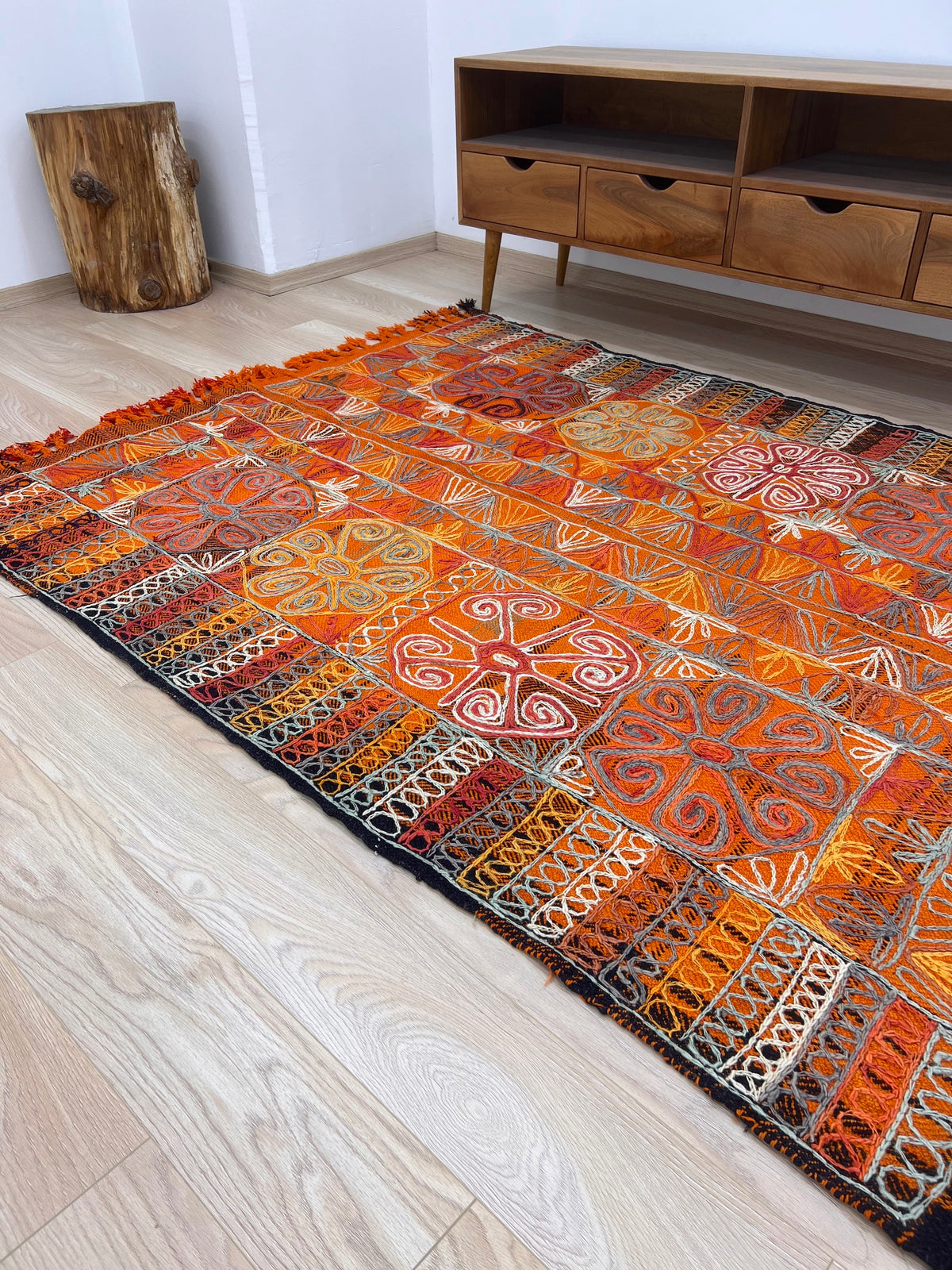 Uriana - Multi Color Turkish Kilim Rug - kudenrugs
