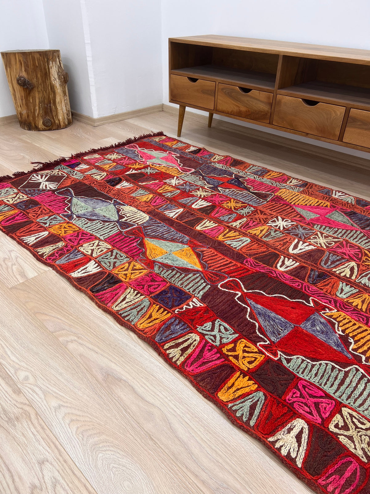 Ainsly - Multi Color Turkish Kilim Rug - kudenrugs