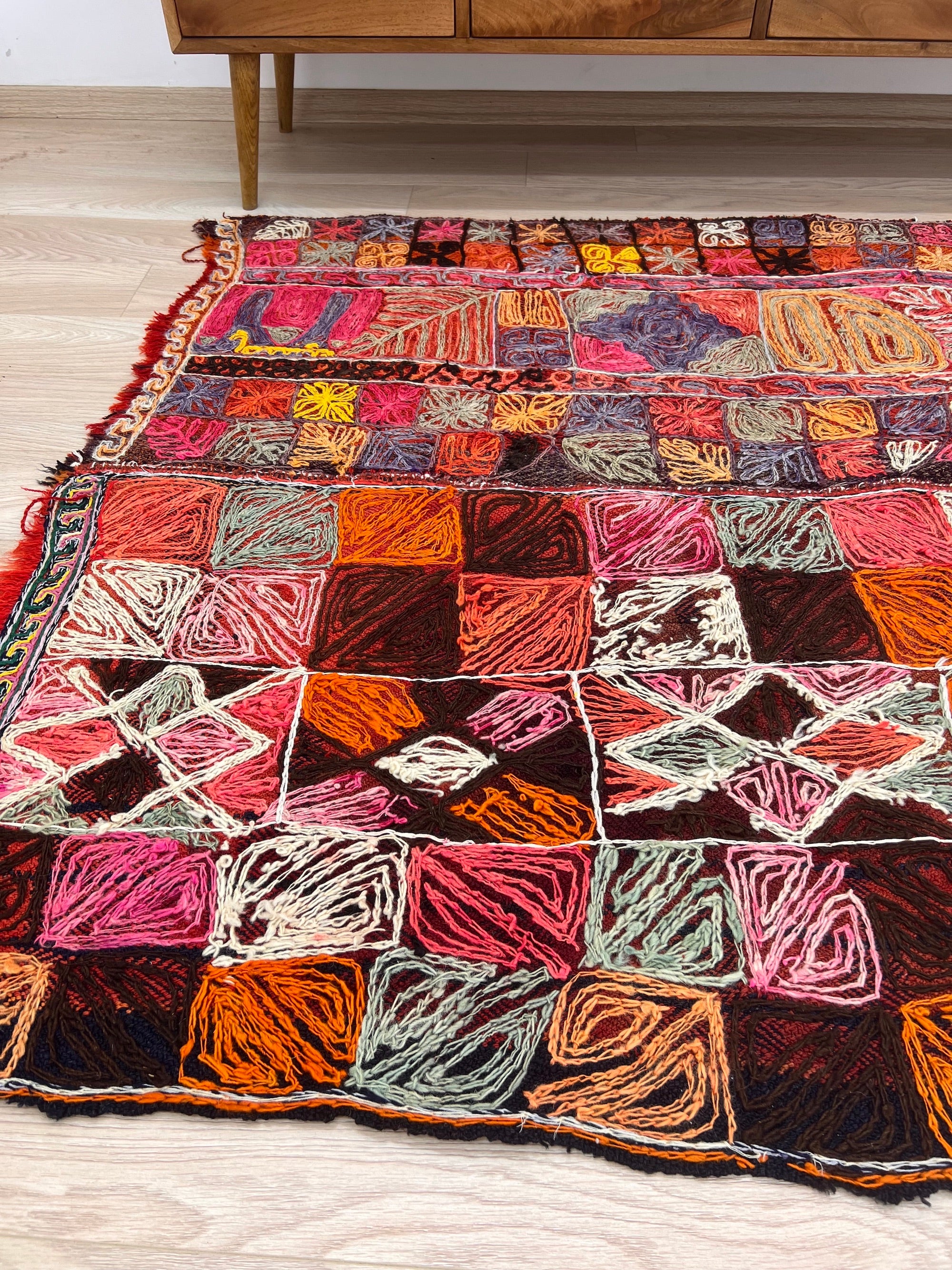 Akosua - Multi Color Turkish Kilim Rug - kudenrugs
