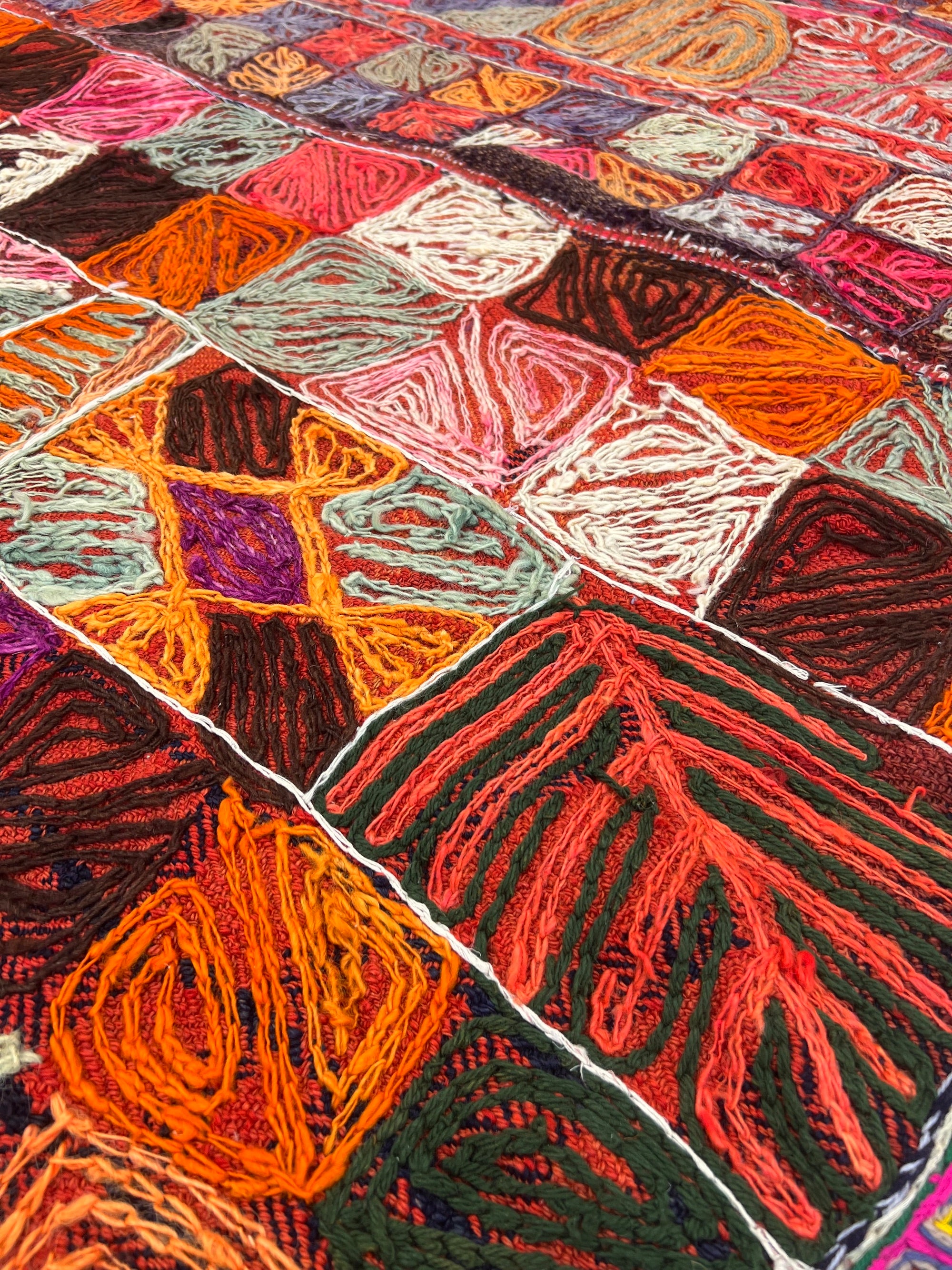 Akosua - Multi Color Turkish Kilim Rug - kudenrugs
