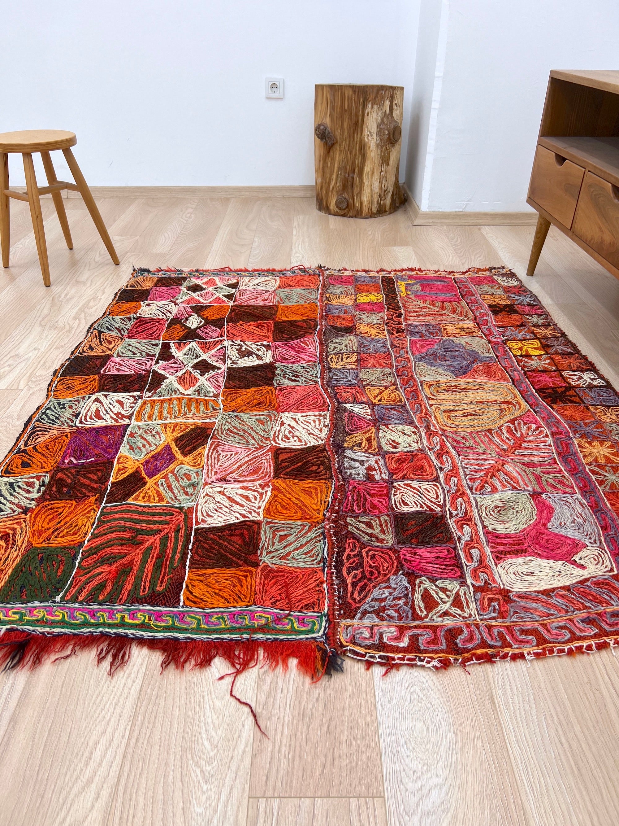 Akosua - Multi Color Turkish Kilim Rug - kudenrugs