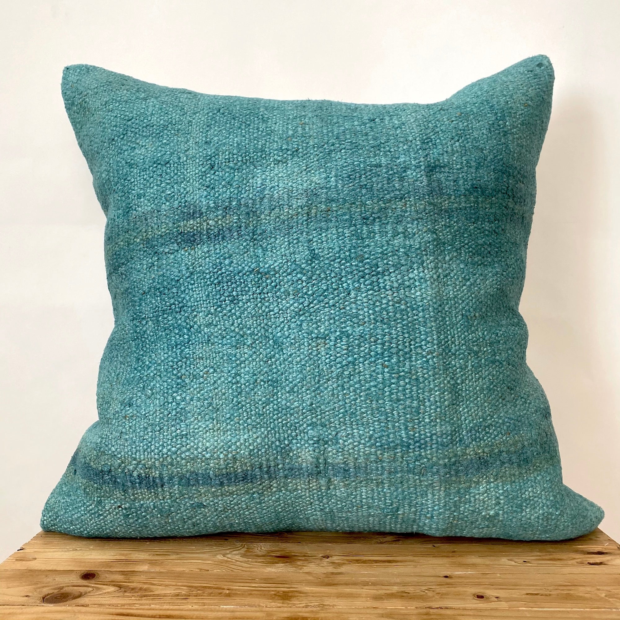 Flourette - Turquoise Hemp Pillow Cover - kudenrugs