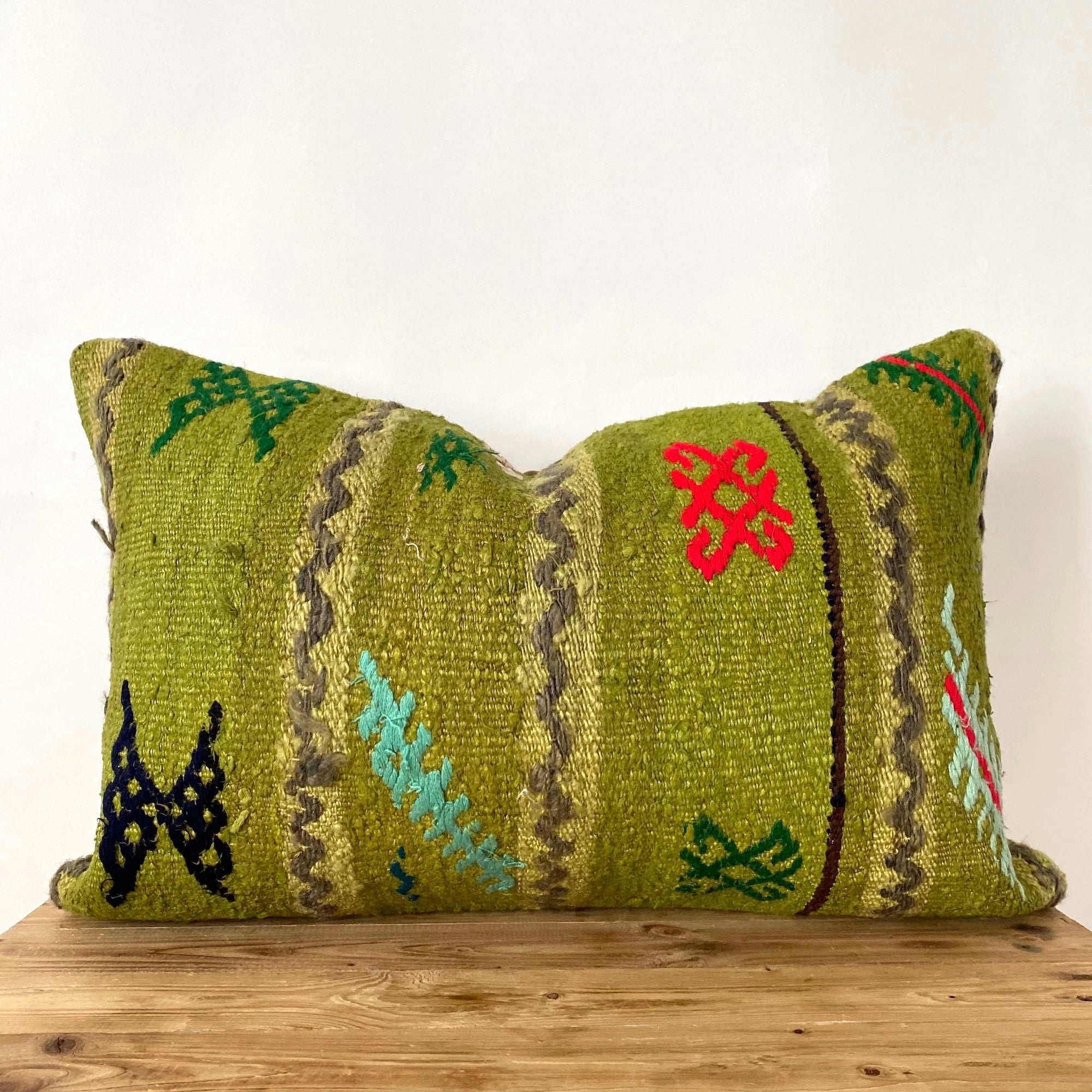 Gervis - Olive Green Hemp Pillow Cover - kudenrugs