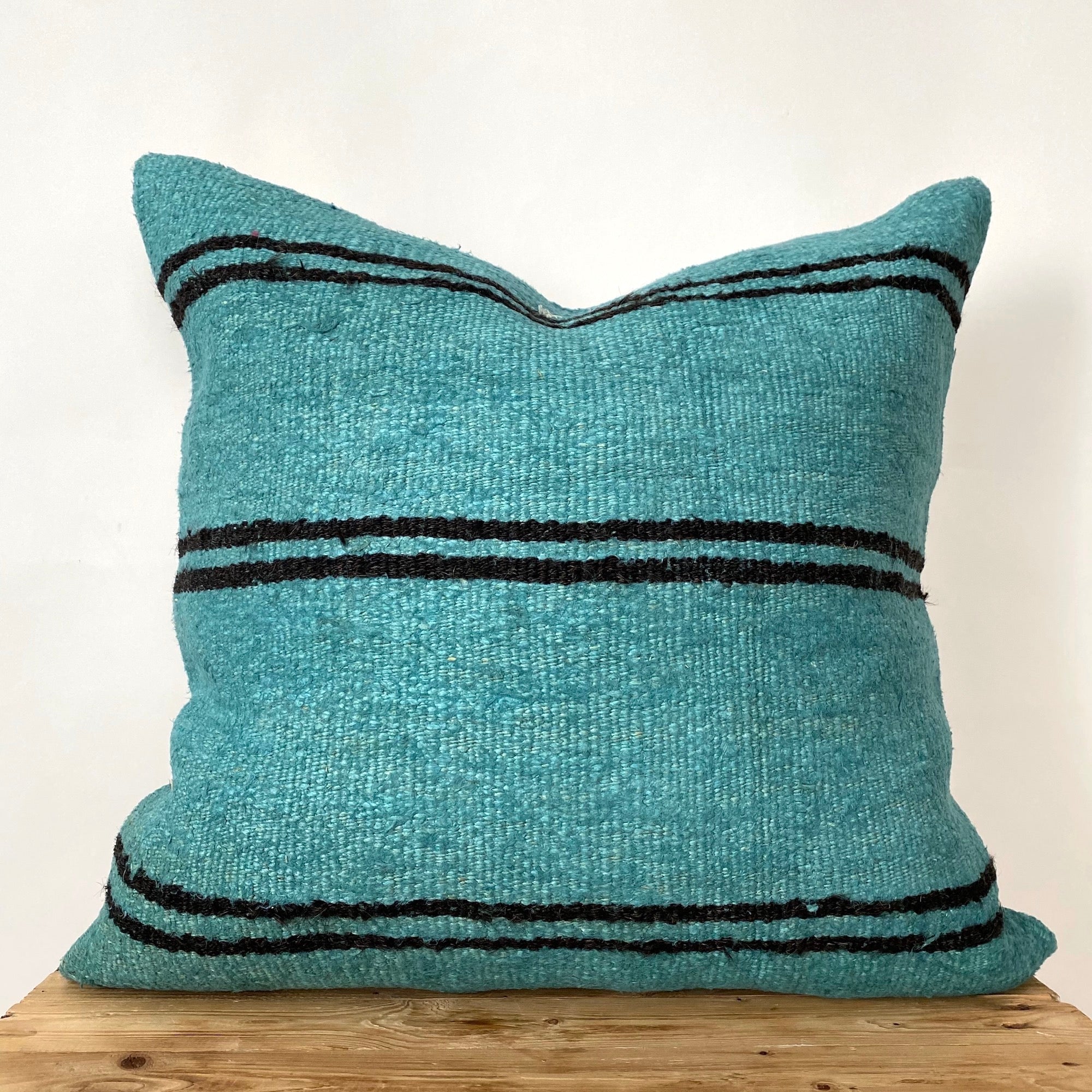 Giadana - Turquoise Hemp Pillow Cover - kudenrugs
