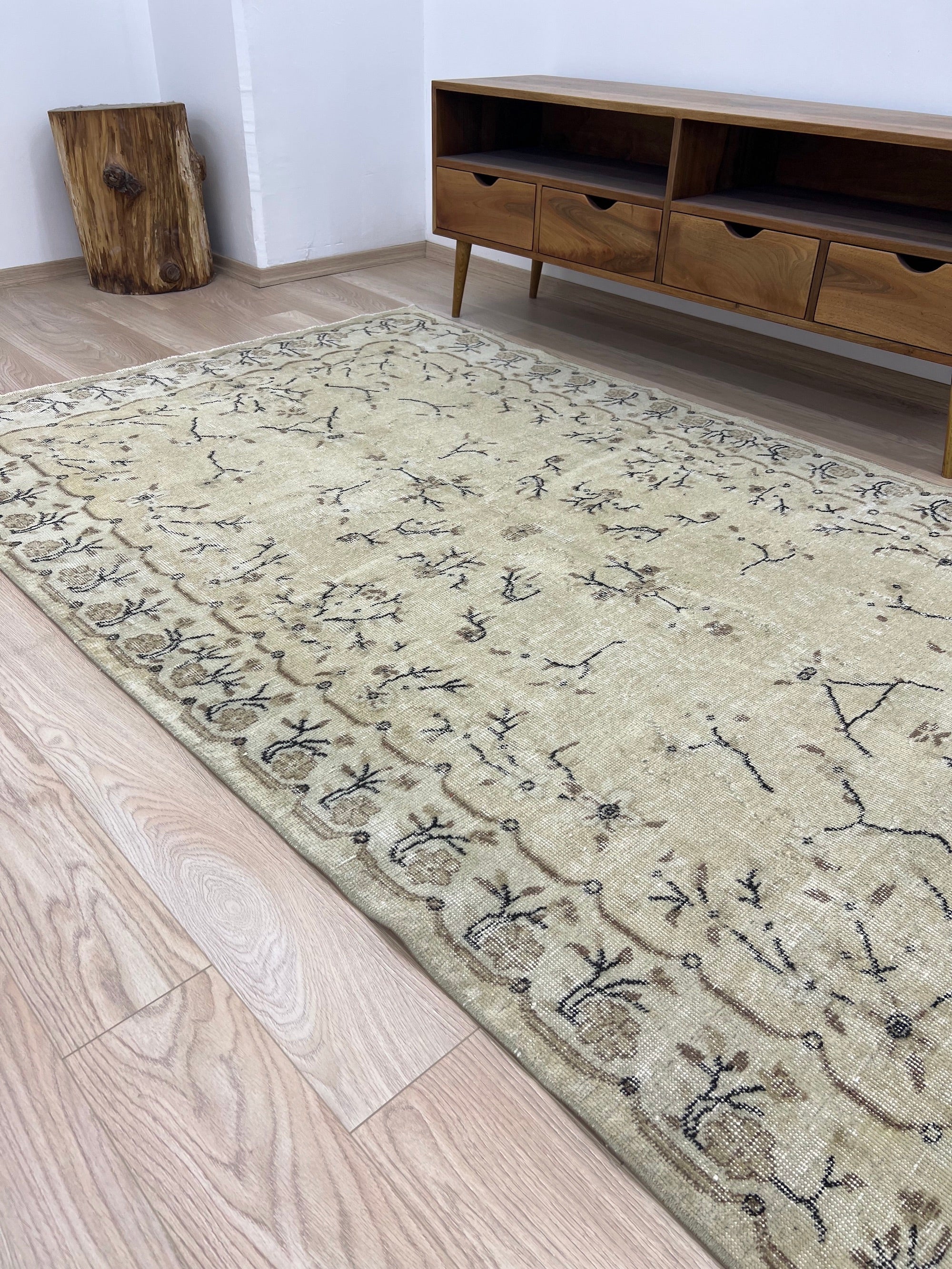 Conny - Vintage Turkish Area Rug