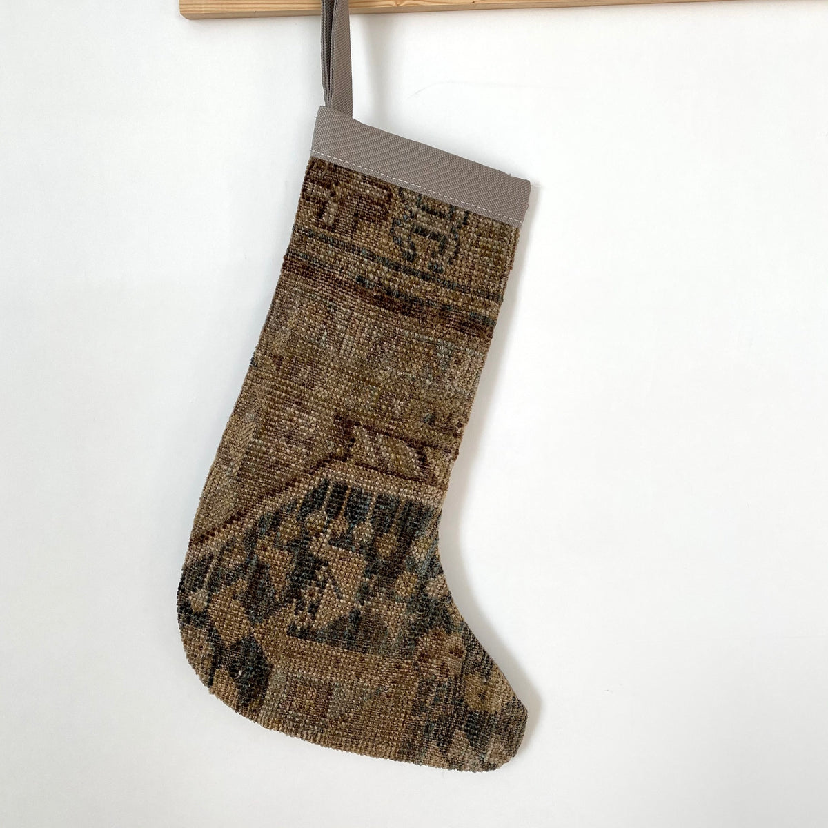 Klavdia - Vintage Stocking - kudenrugs