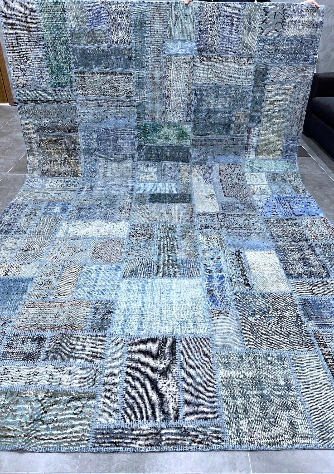 Amiyah - Vintage Blue Patchwork Rug - kudenrugs