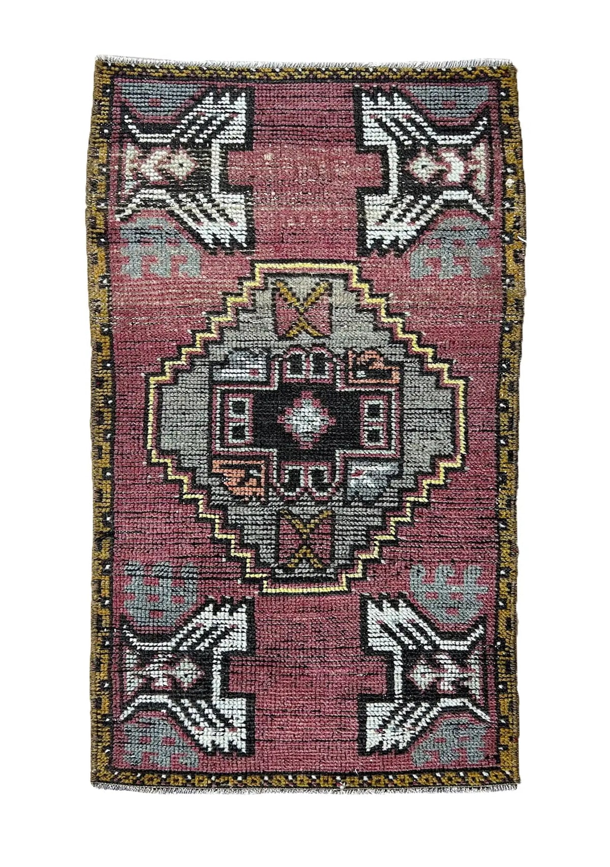 Annmarie - Vintage Mini Pink Area Rug - kudenrugs