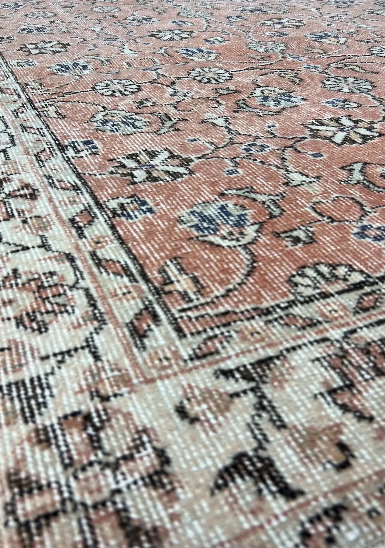Astrid - Vintage Orange Antique Washed Rug - kudenrugs