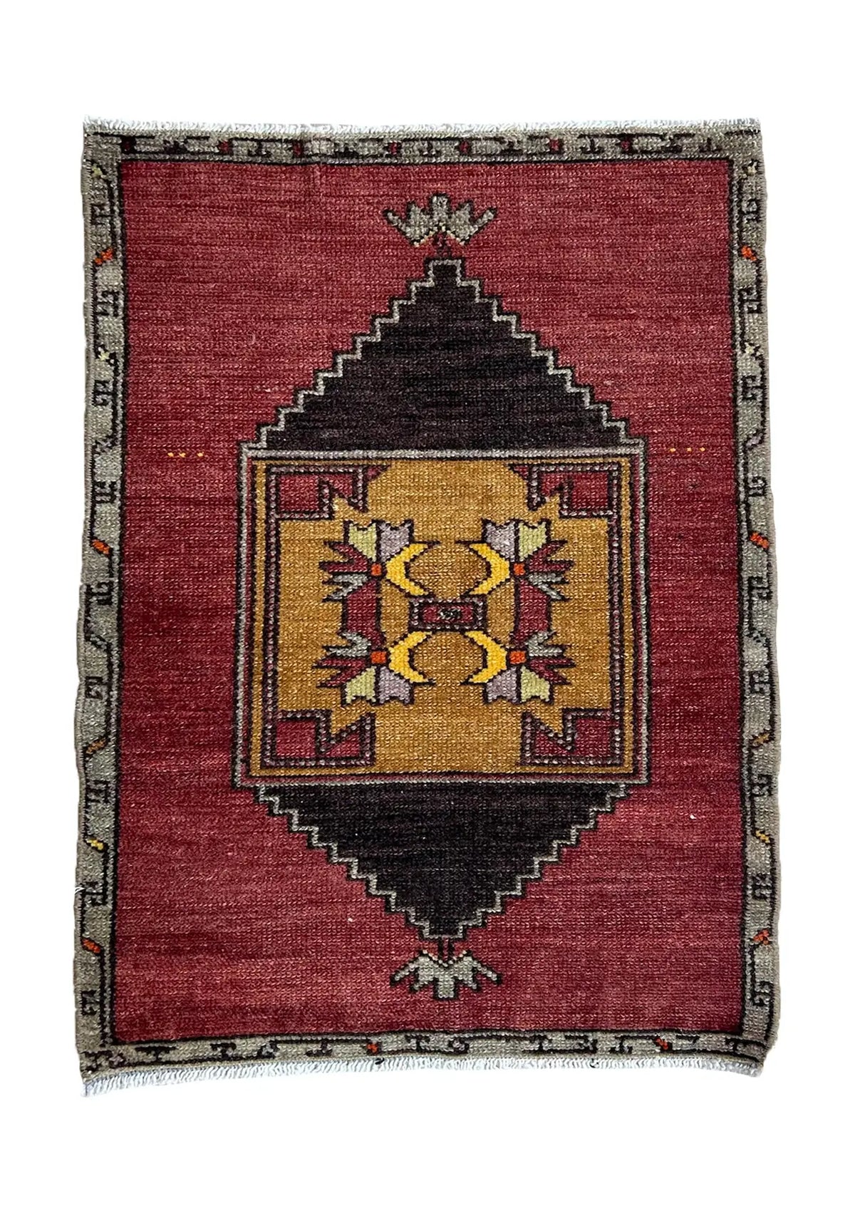 Bashe - Vintage Mini Red Area Rug - kudenrugs