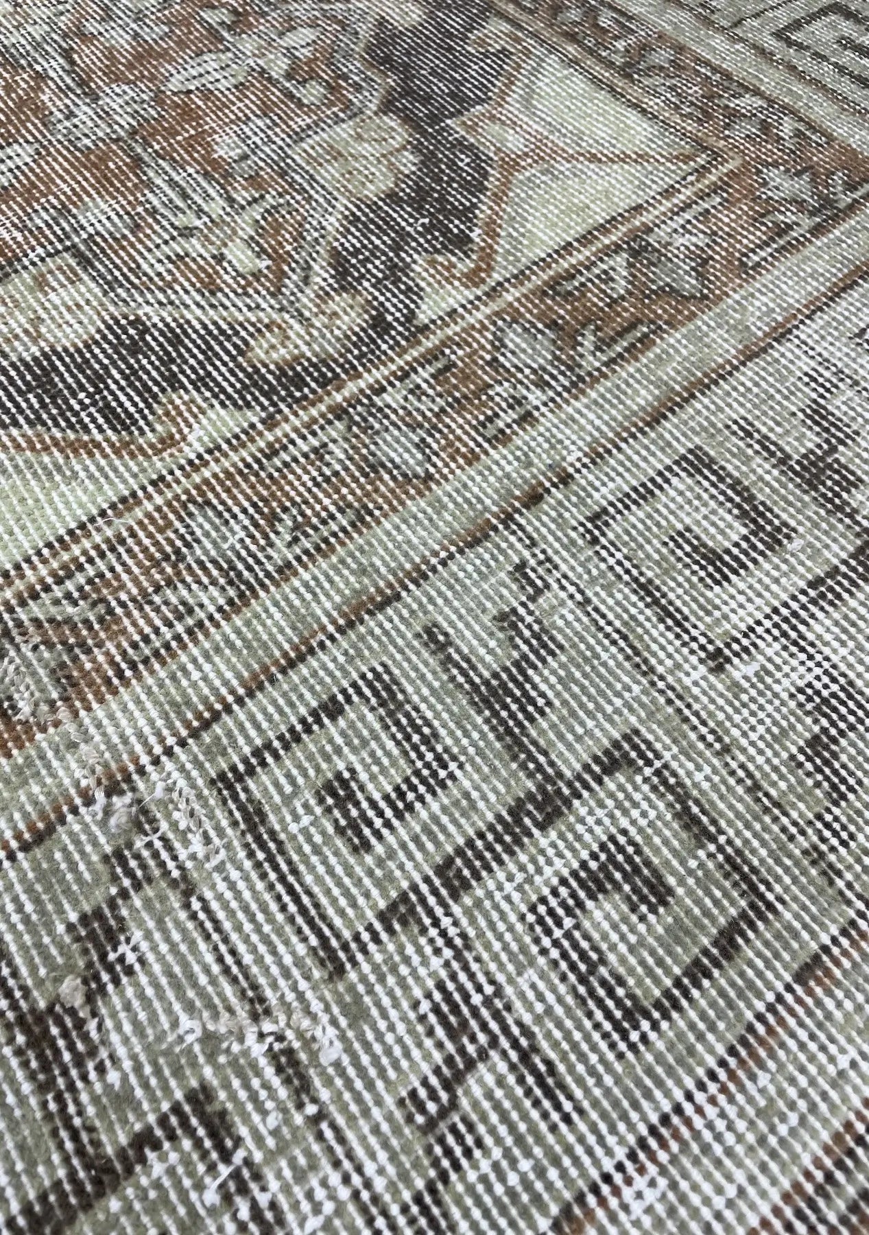 Briar - Vintage Beige Antique Washed Rug - kudenrugs