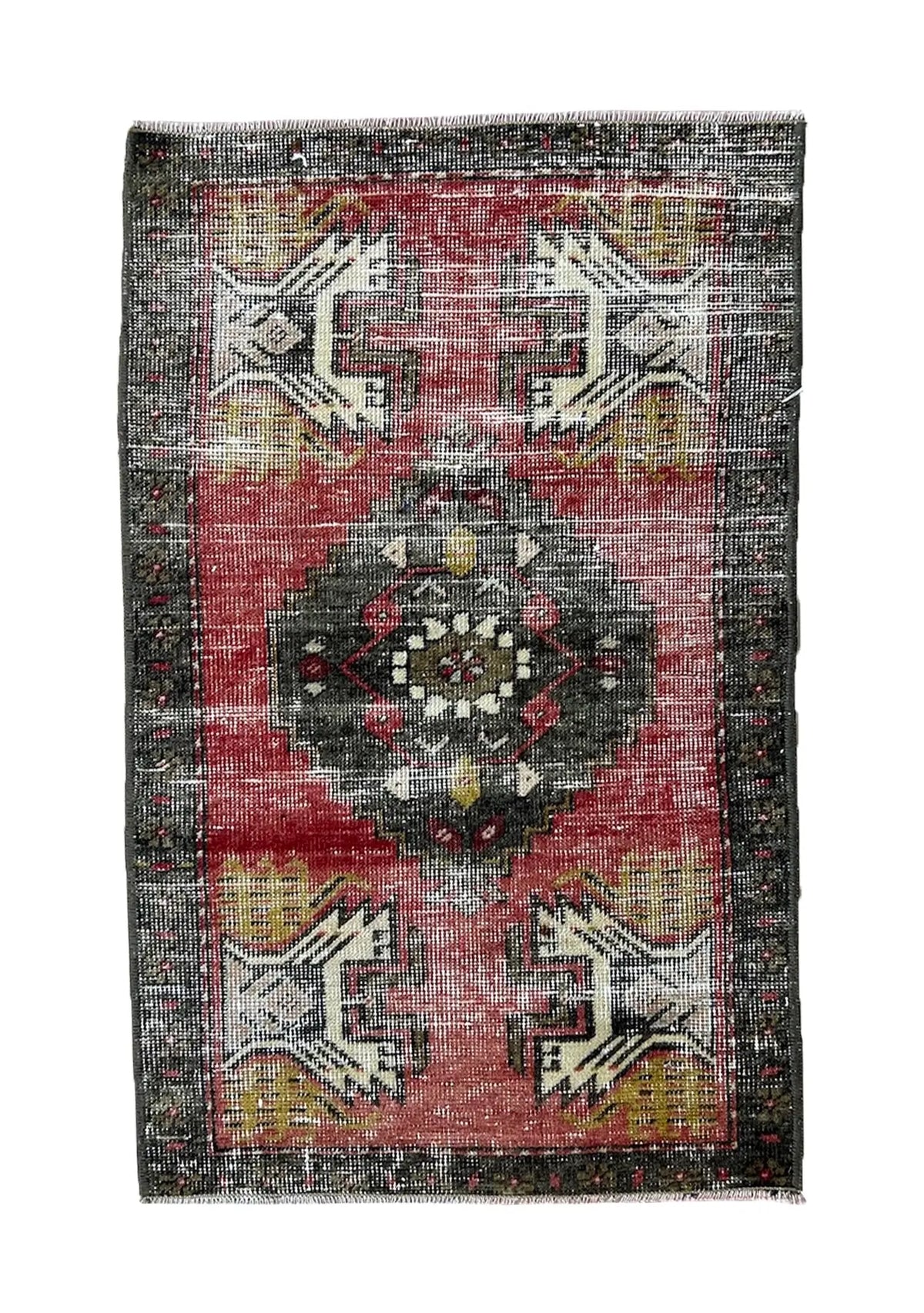 Chrystal - Vintage Mini Red Area Rug - kudenrugs