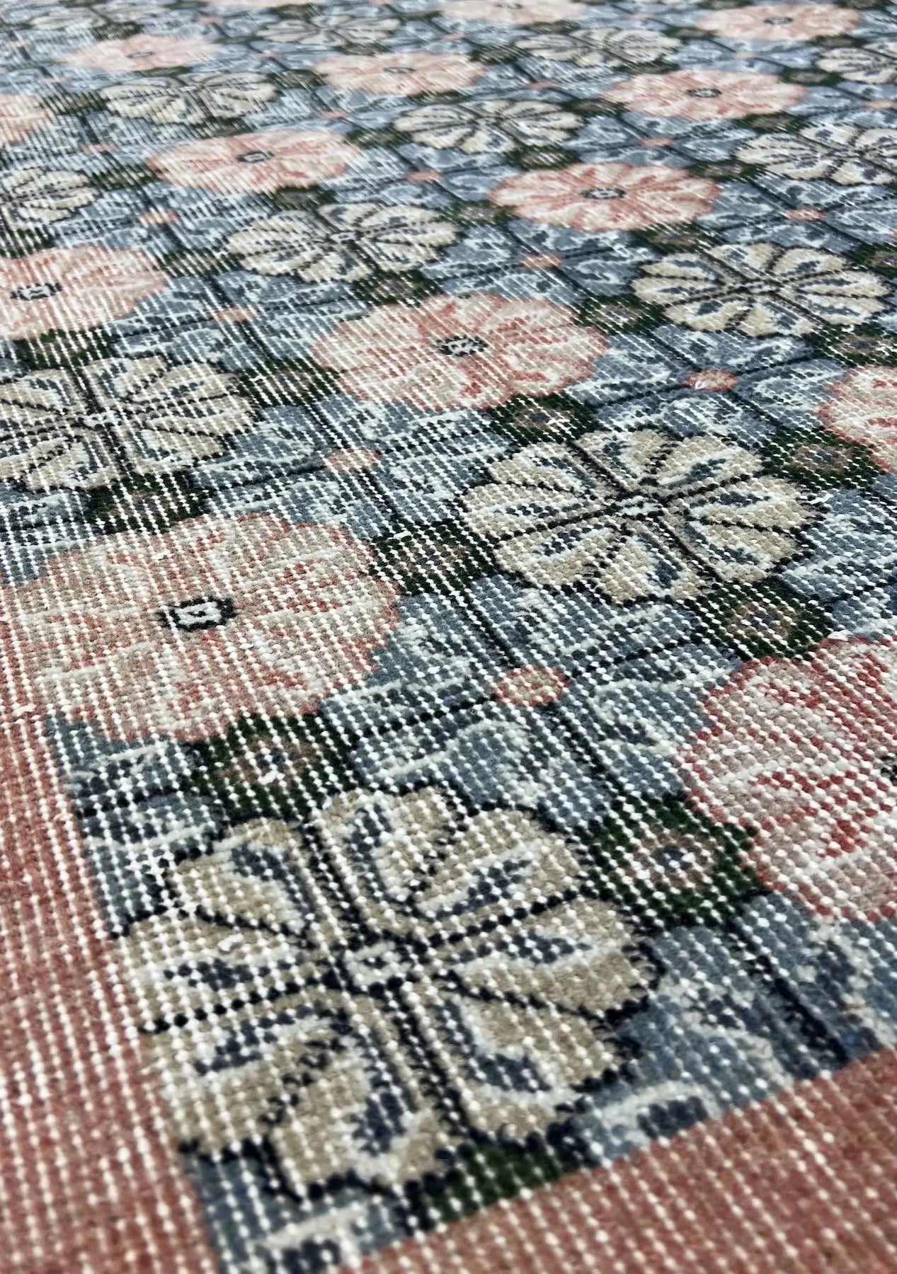 Daleyza - Vintage Blue Antique Washed Rug - kudenrugs
