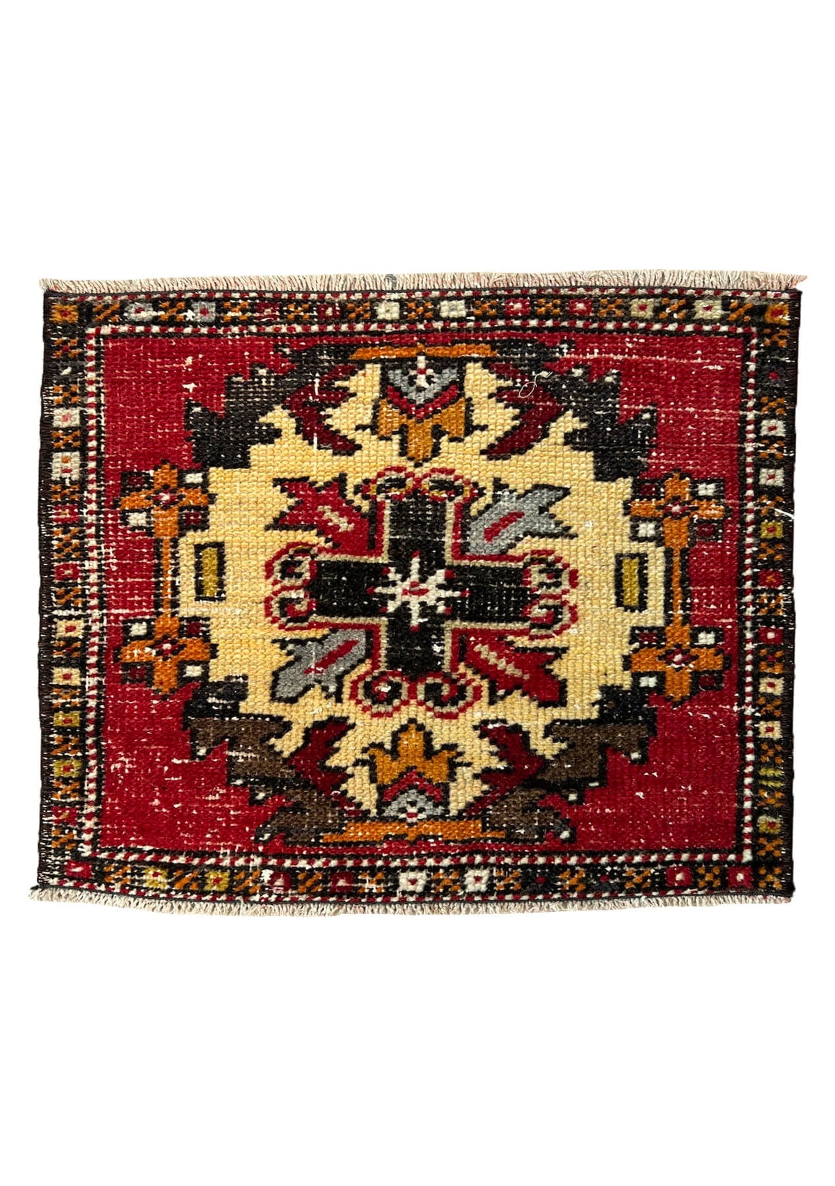 Darcie - Vintage Mini Red Area Rug - kudenrugs