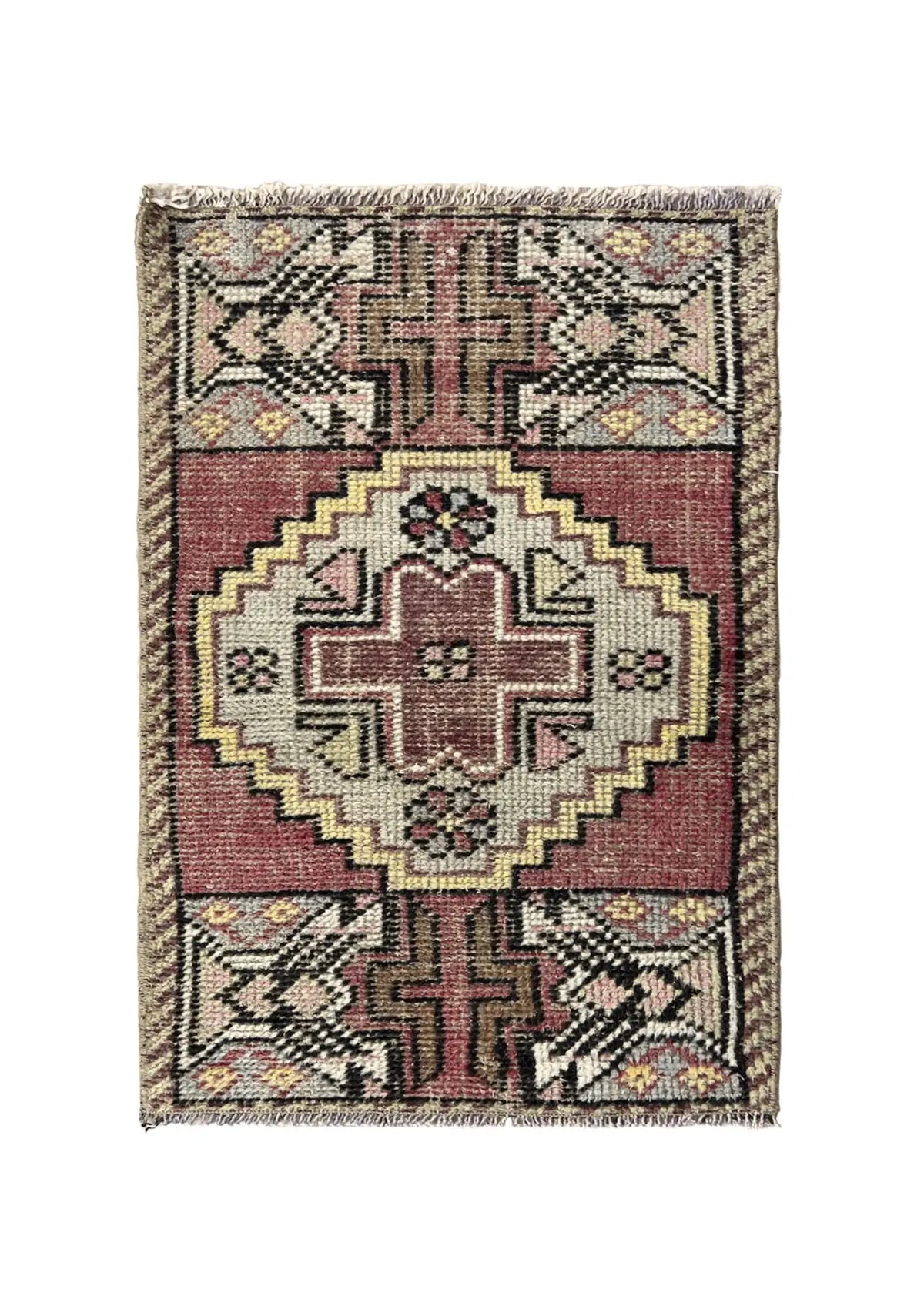Eadith - Vintage Mini Pink Area Rug - kudenrugs