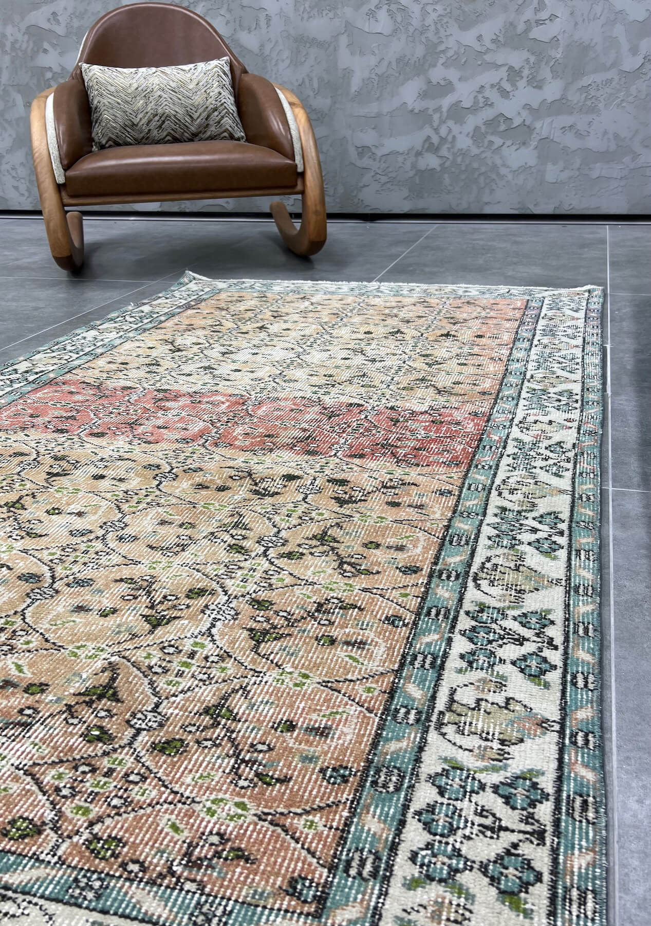 Eila - Vintage Orange Antique Washed Rug - kudenrugs