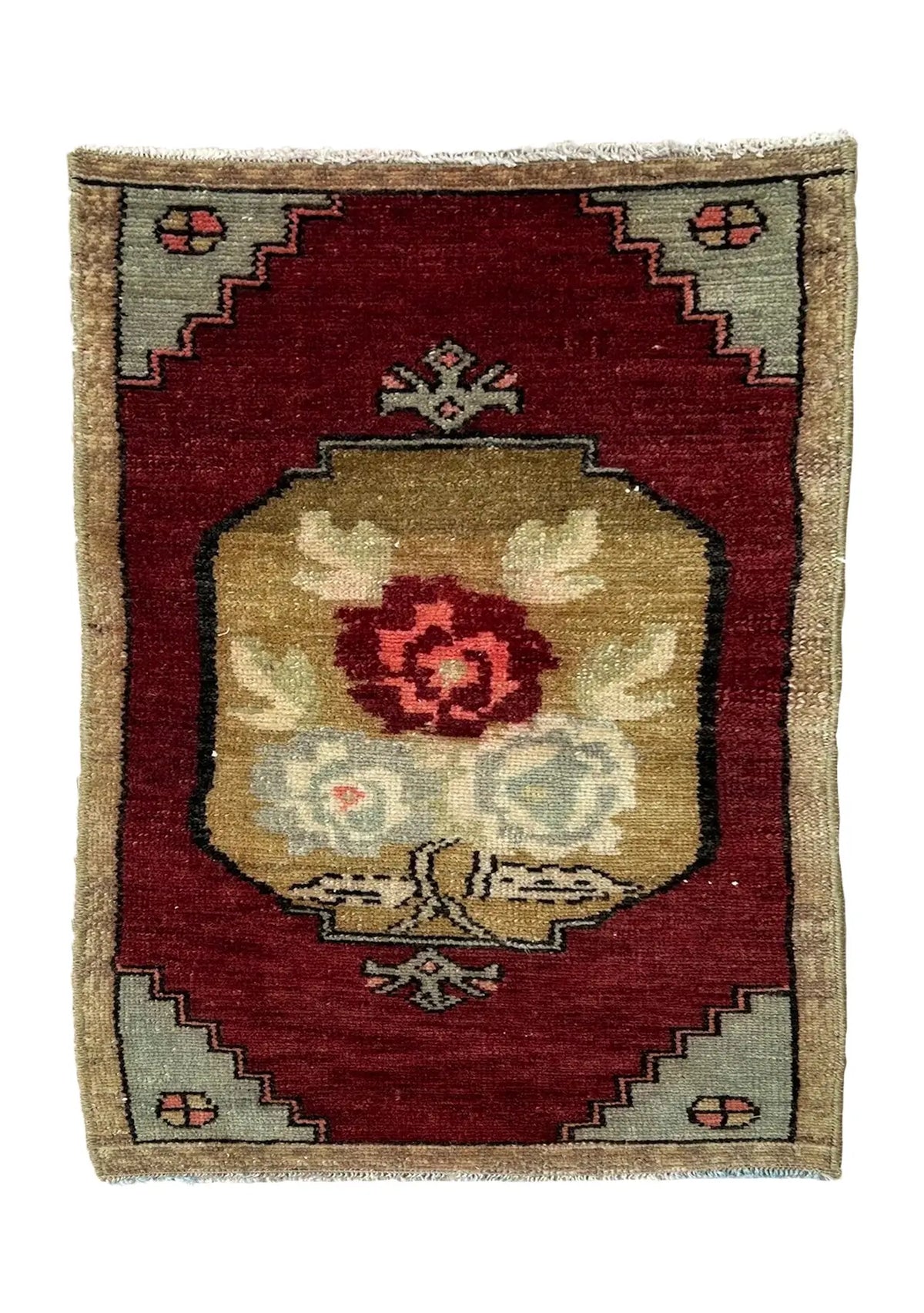 Emiliya - Vintage Mini Red Area Rug - kudenrugs