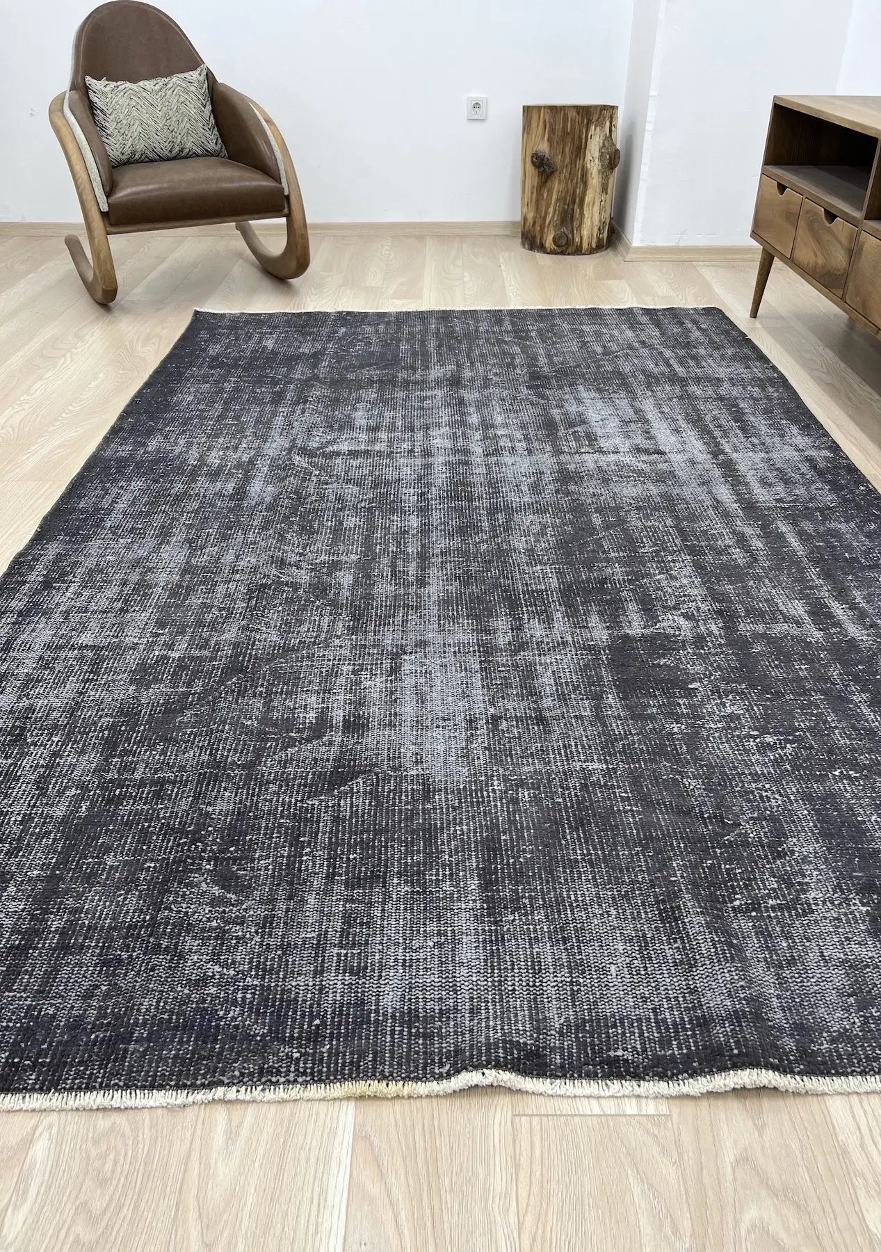 Estella - Vintage Black Overdyed Rug - kudenrugs