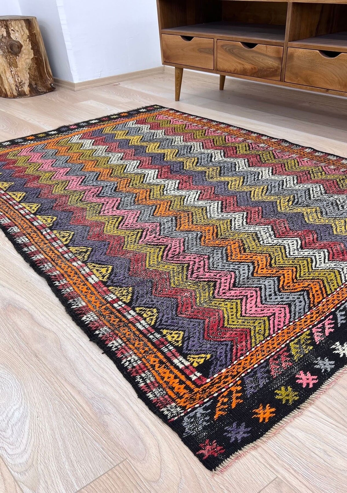 Estrella - Multi Color Turkish Kilim Rug - kudenrugs