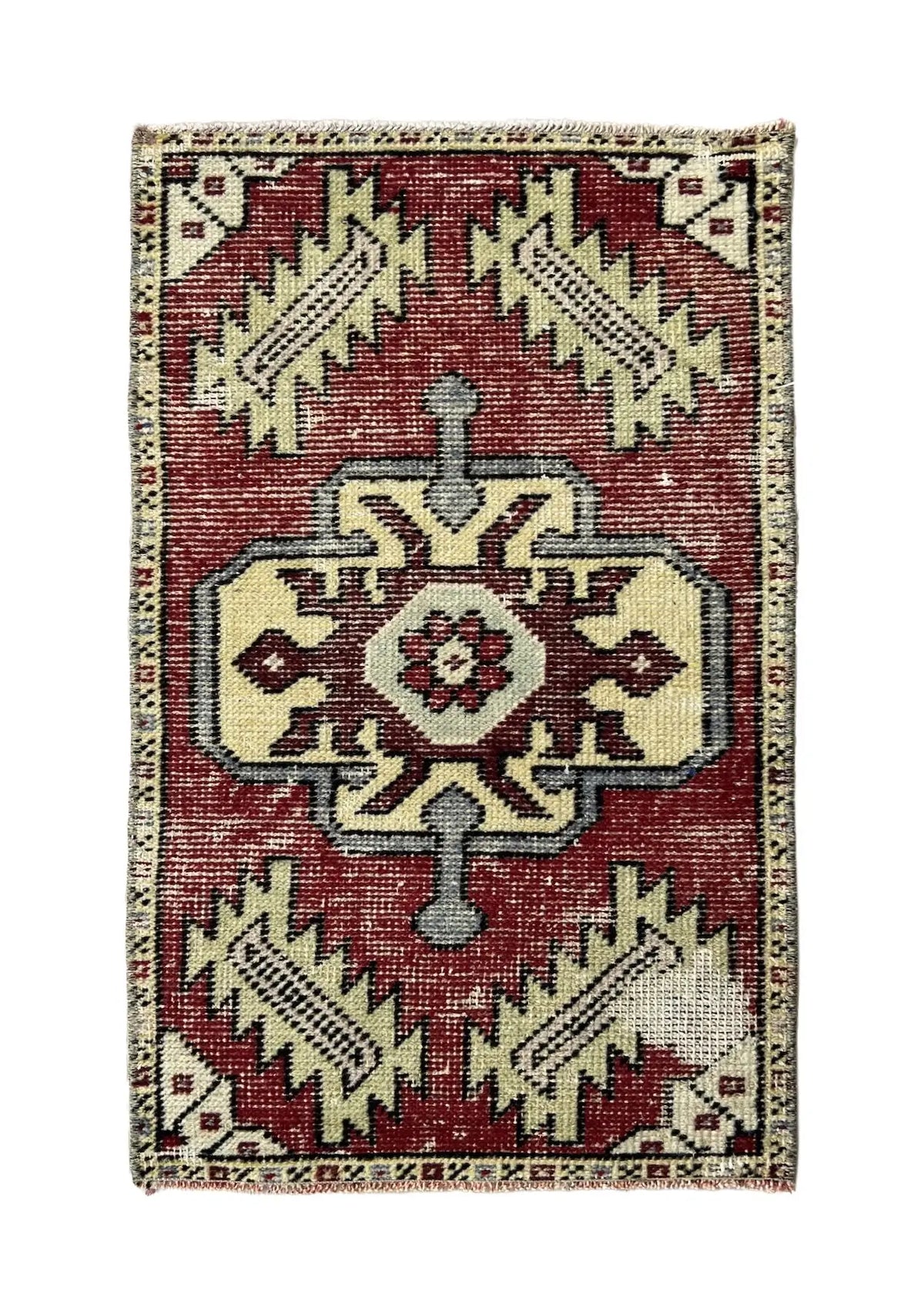 Eufemia - Vintage Mini Red Area Rug - kudenrugs