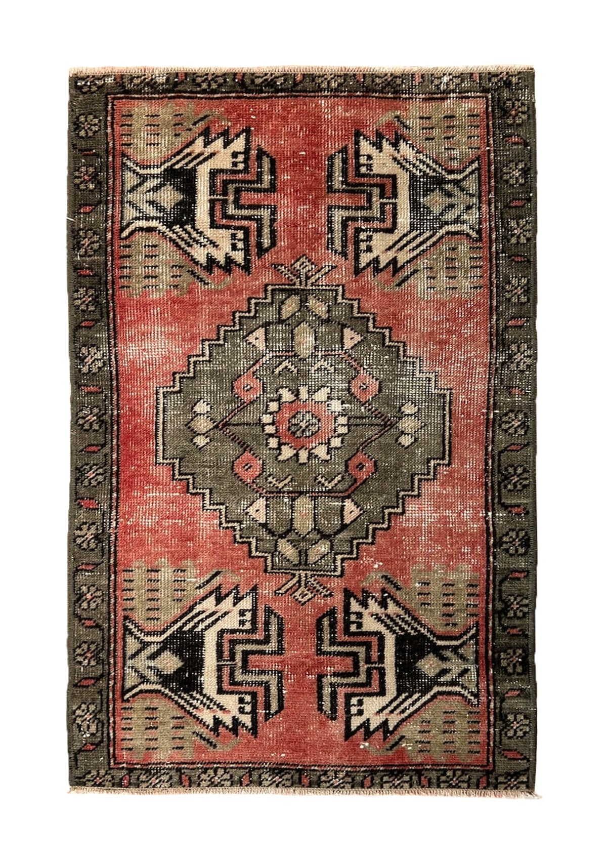 Fleur - Vintage Mini Red Area Rug - kudenrugs
