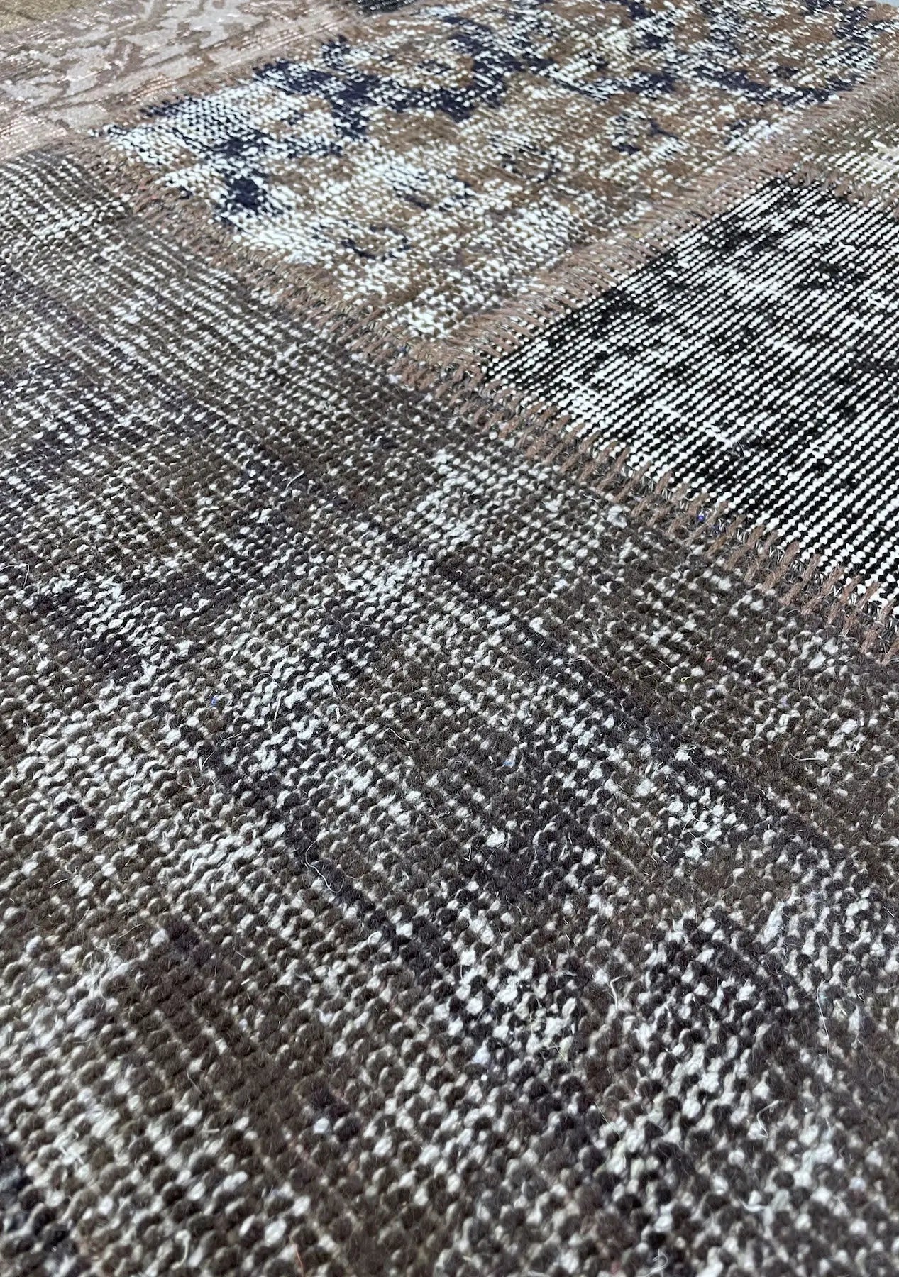 Gallina - Vintage Brown Patchwork Rug Runner - kudenrugs