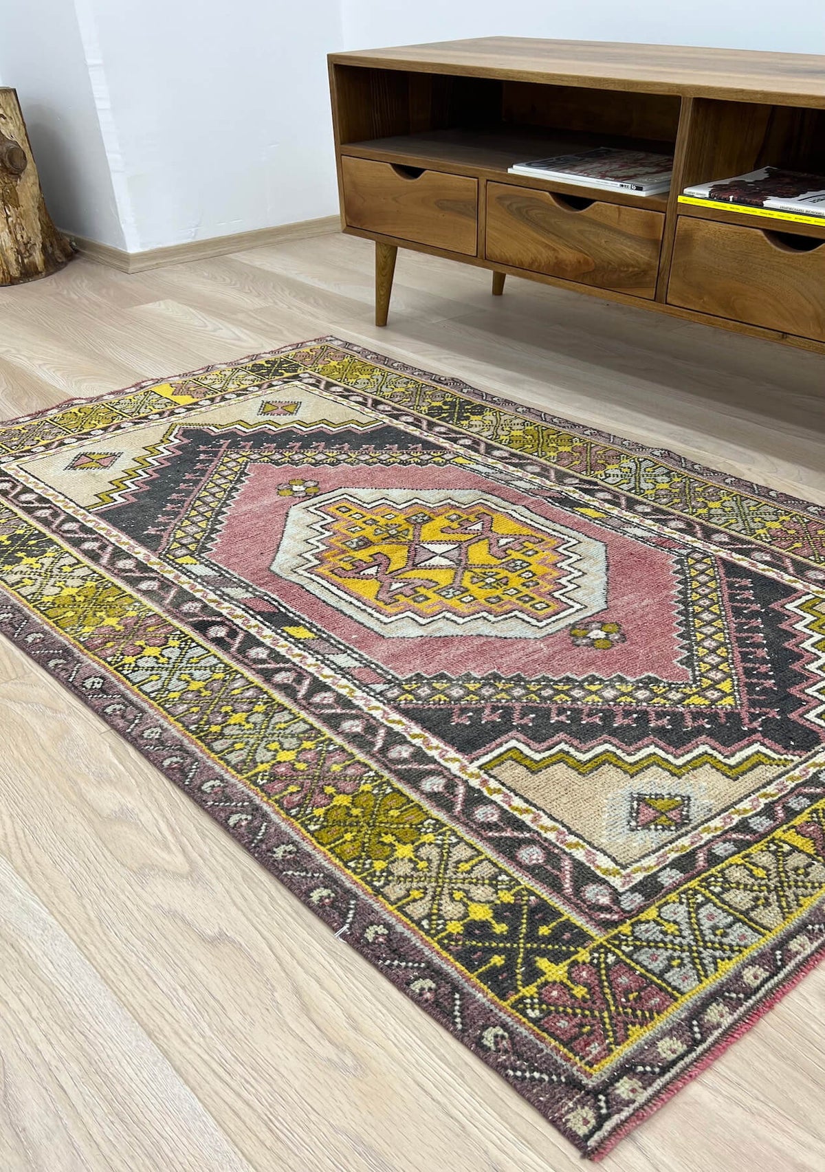 Giada - Vintage Anatolian Rug - kudenrugs