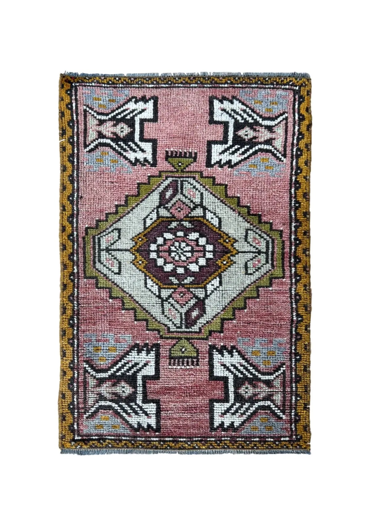 Habika - Vintage Mini Pink Area Rug - kudenrugs