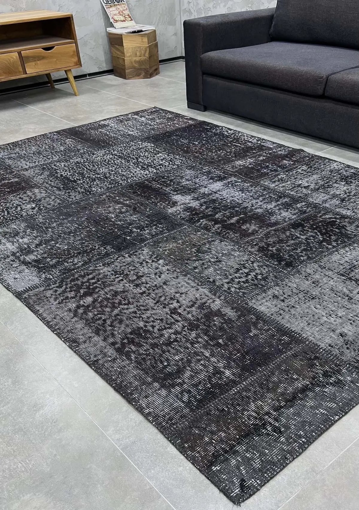 Honner - Vintage Black Patchwork Rug - kudenrugs
