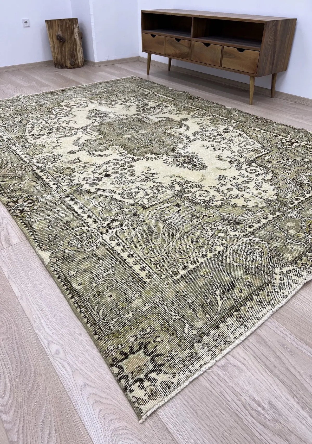 Ila - Vintage Beige Antique Washed Rug - kudenrugs